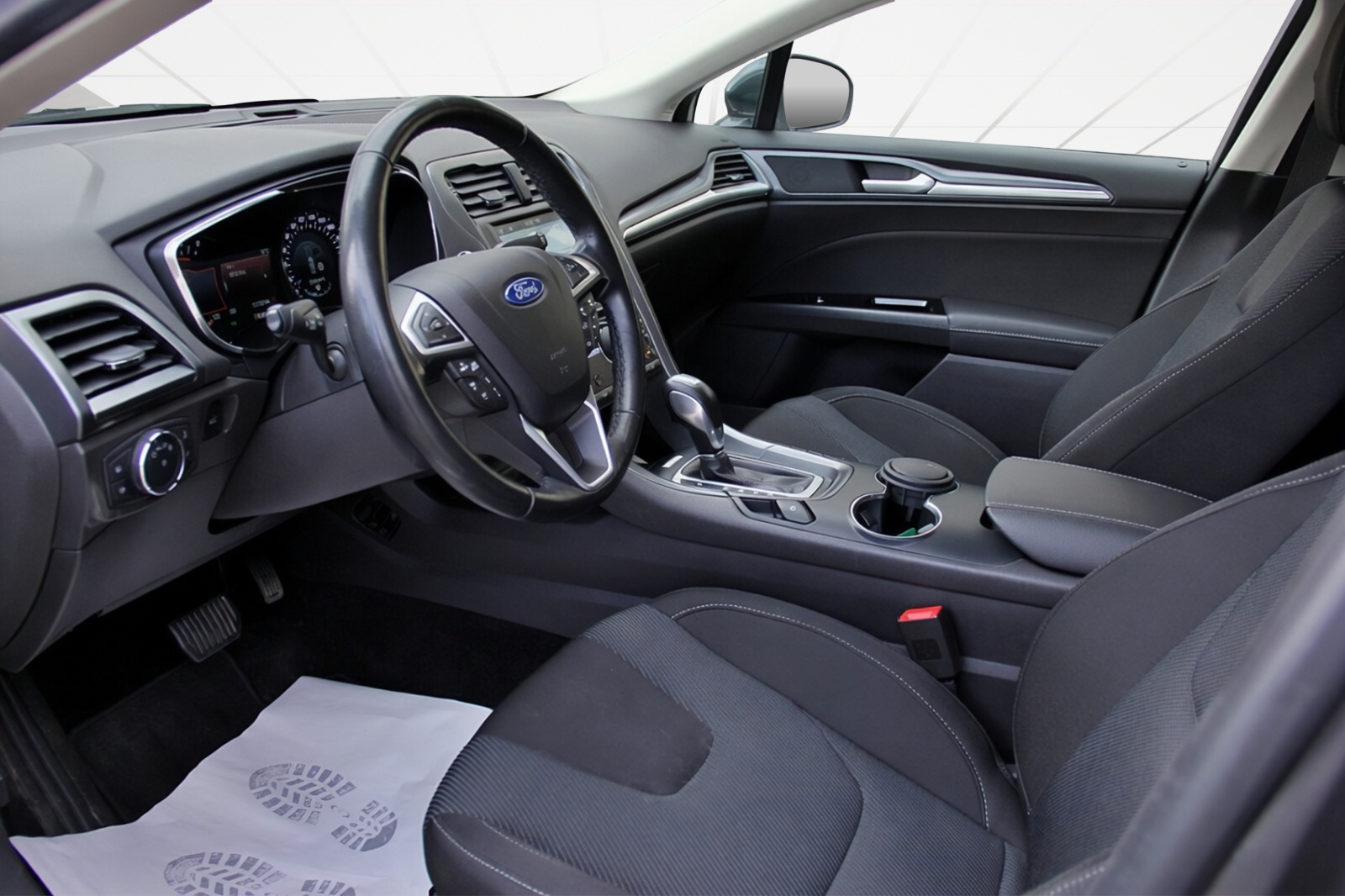 FORD Mondeo 2.0 TDCi Titanium PowerShift-image-8