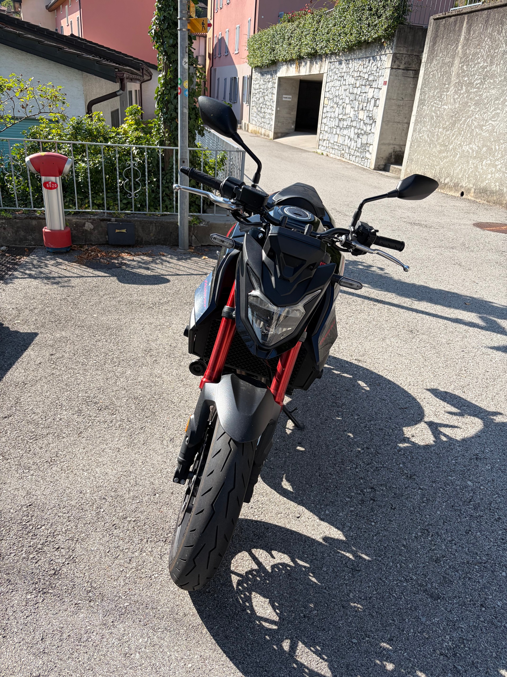 HONDA CB 750 Hornet-image-2