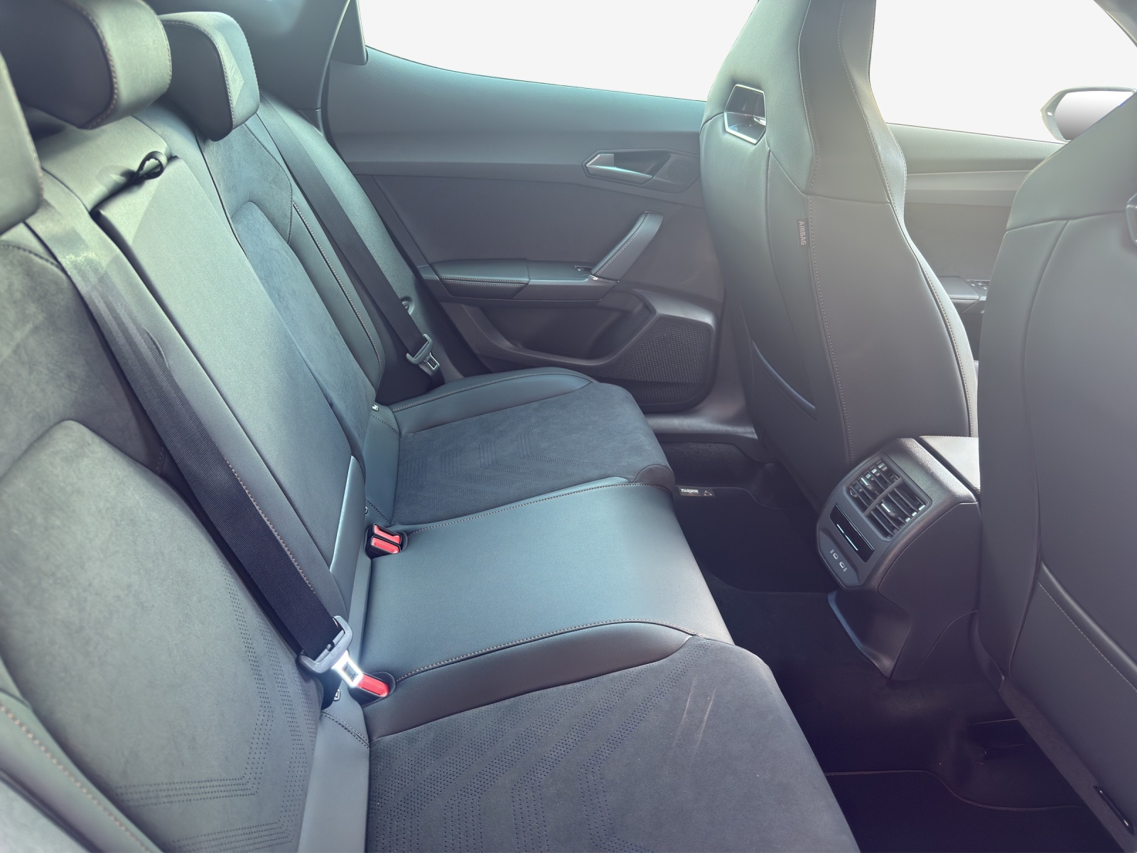 CUPRA CUPRA FORMENTOR VZ e-HYBRID PRIME EDITION-image-10