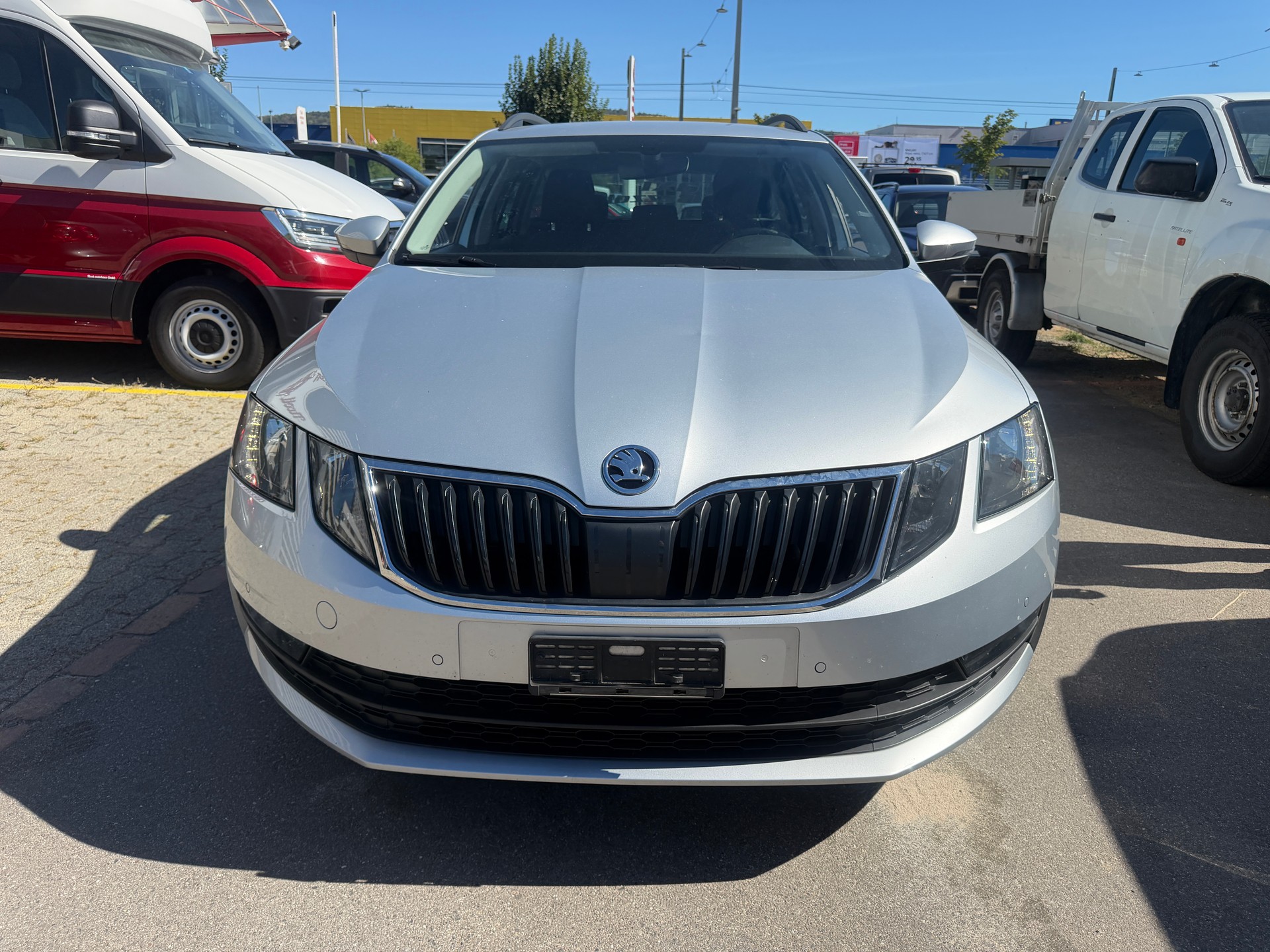 SKODA Octavia Combi 2.0 TDI Soleil 4x4 DSG-showroom-element-2