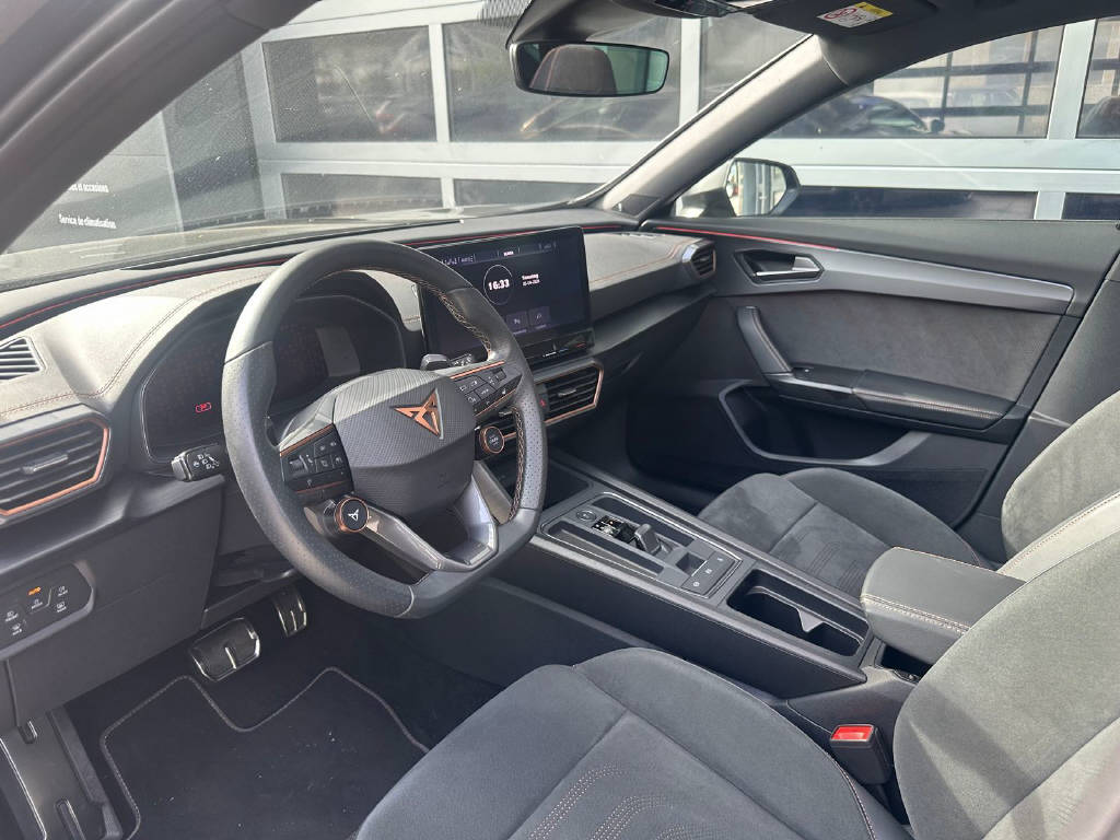 CUPRA Formentor 2.0 TSI VZ Tribe 4Drive DSG (CH) AKRAPOVIC-image-5