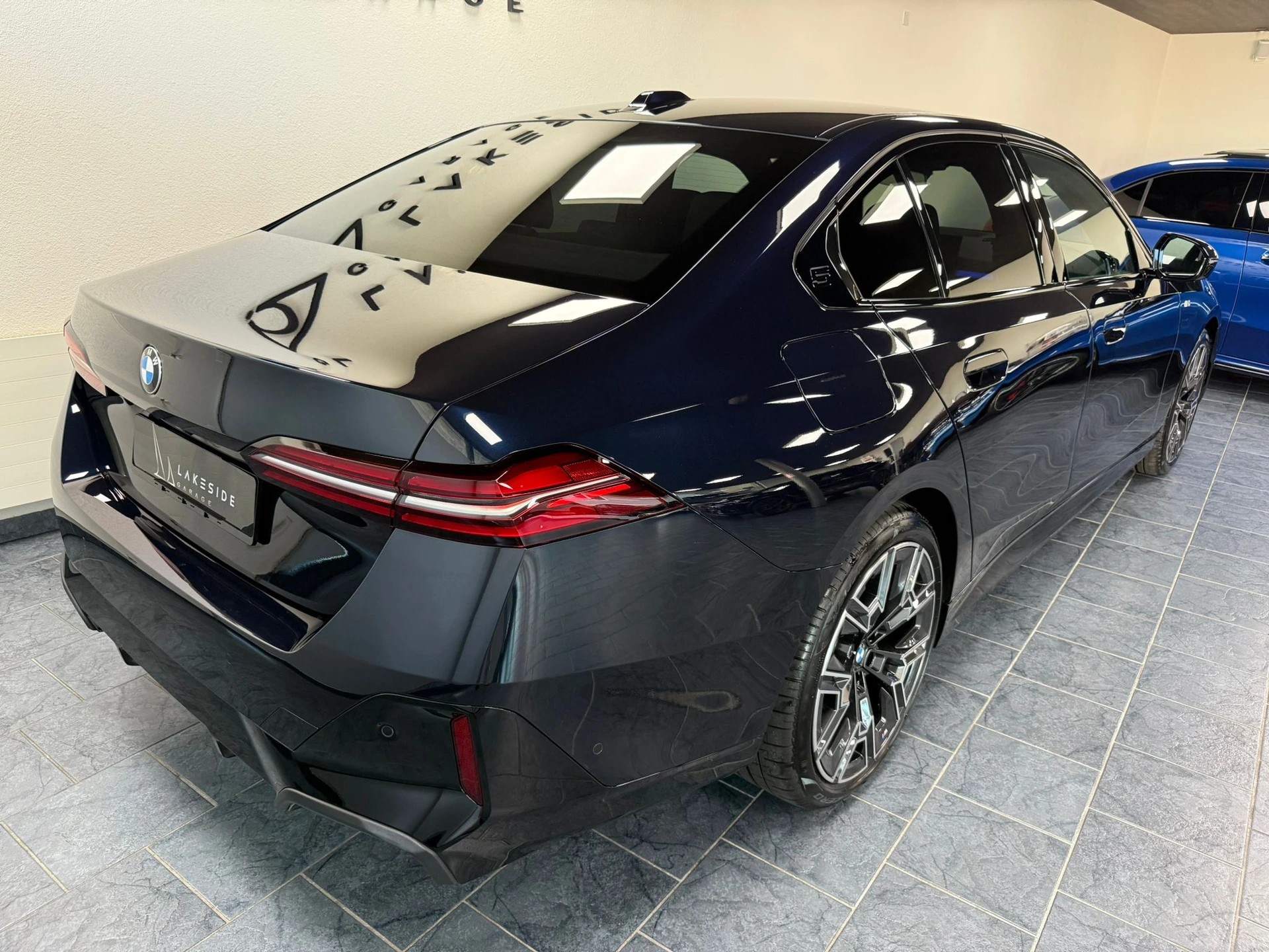 BMW 540d xDrive 48V M Sport Steptronic-showroom-element-3