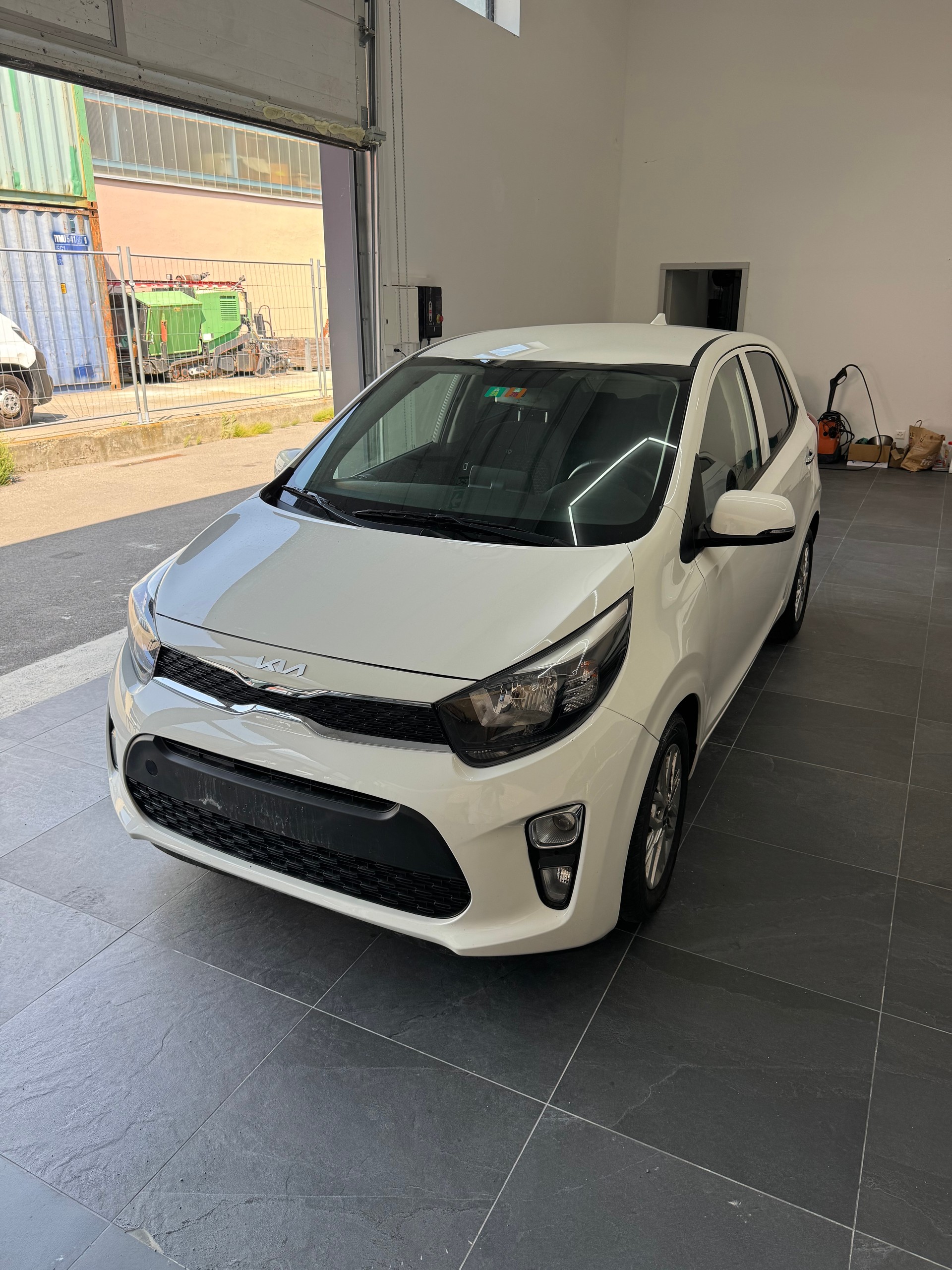 KIA Picanto 1.0 CVVT First Edition AMT-image-2