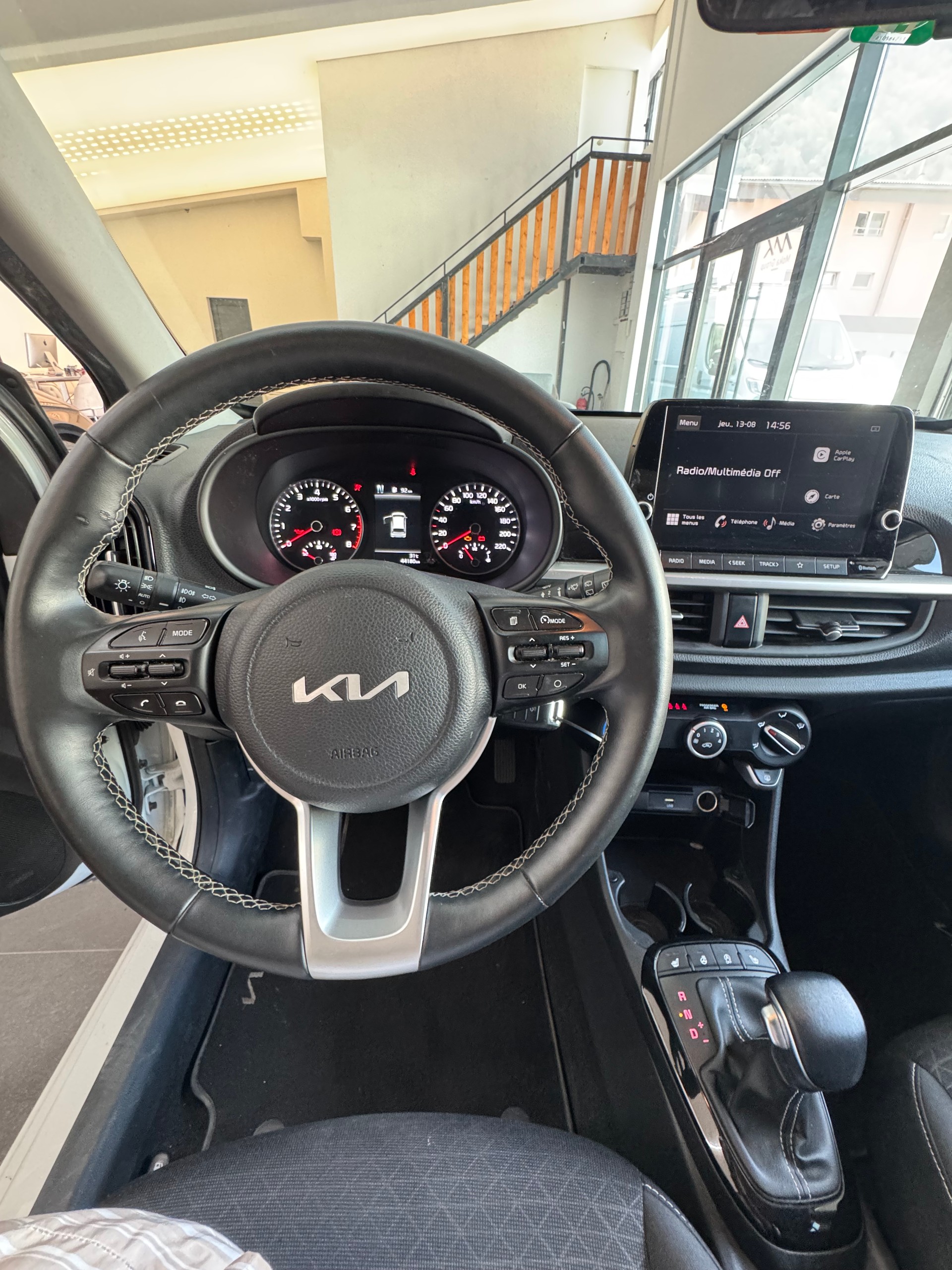 KIA Picanto 1.0 CVVT First Edition AMT-image-9