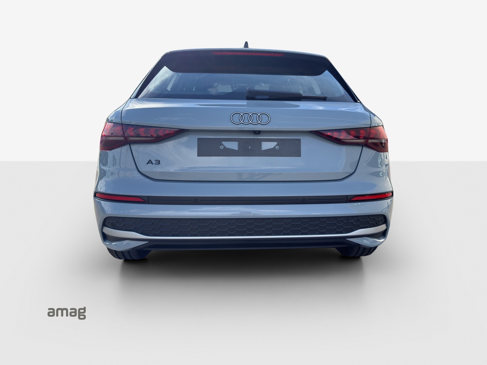 AUDI A3 Sportback TFSI 85 kW Ambition S-tronic-showroom-element-3