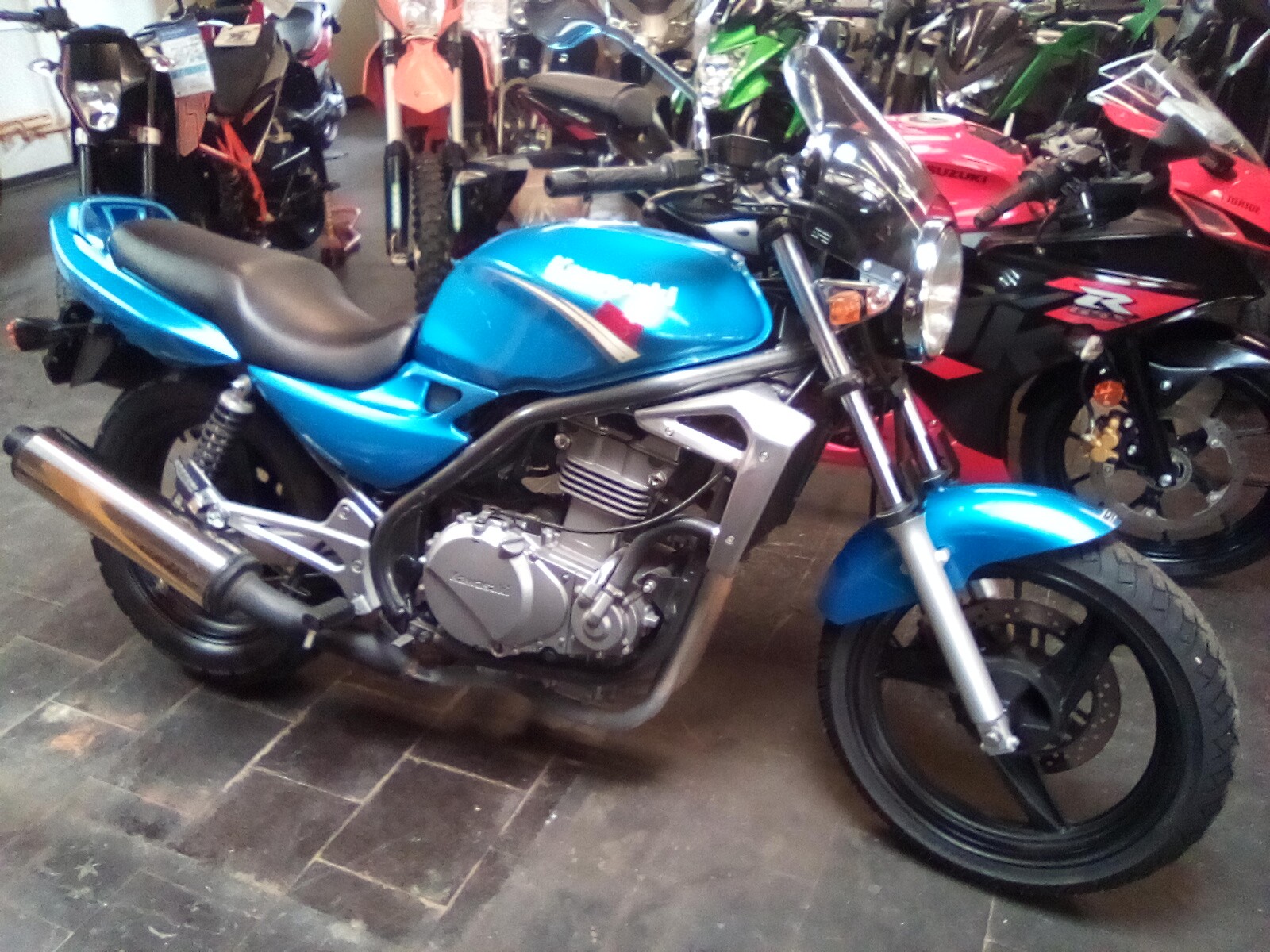 KAWASAKI ER-5-image-12