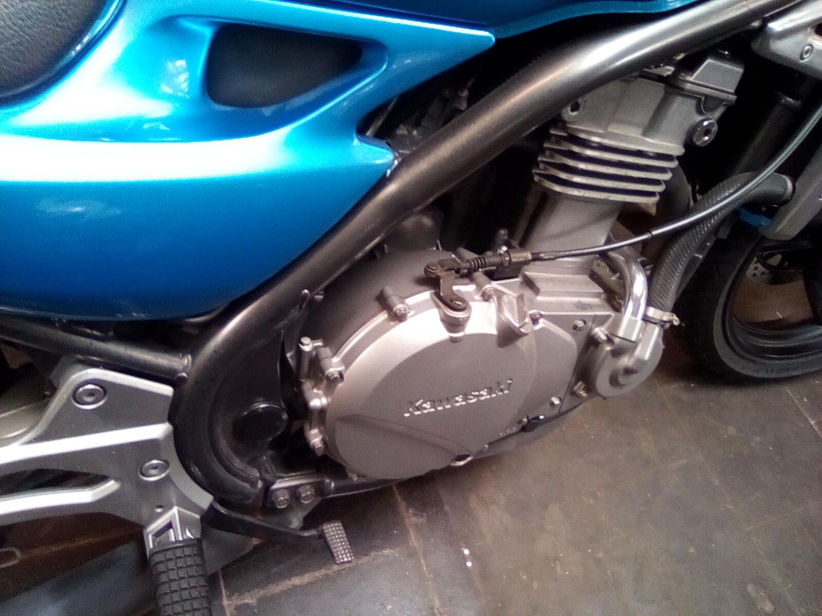 KAWASAKI ER-5-image-8