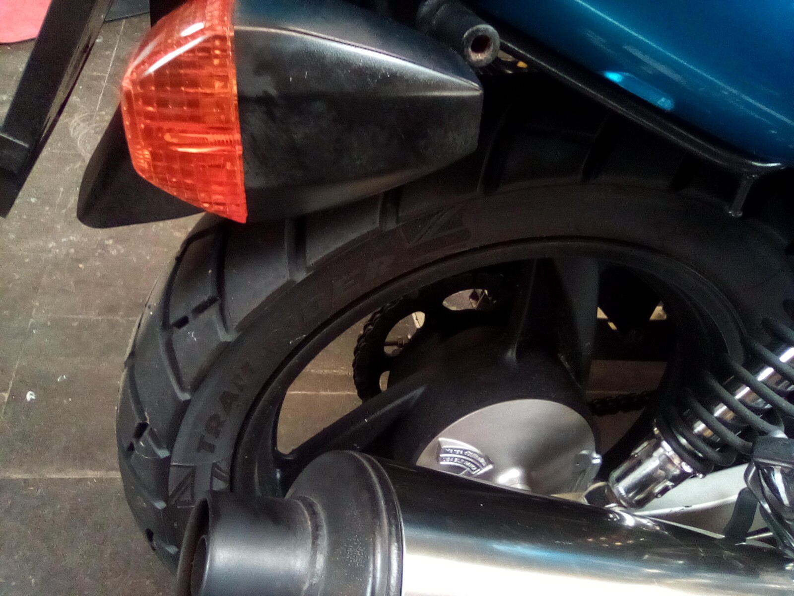 KAWASAKI ER-5-image-7