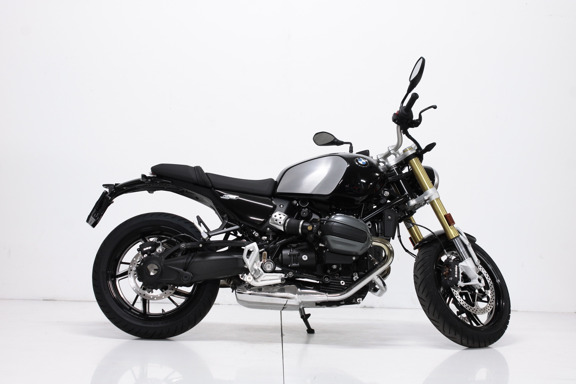 BMW R 12 nineT-image-1