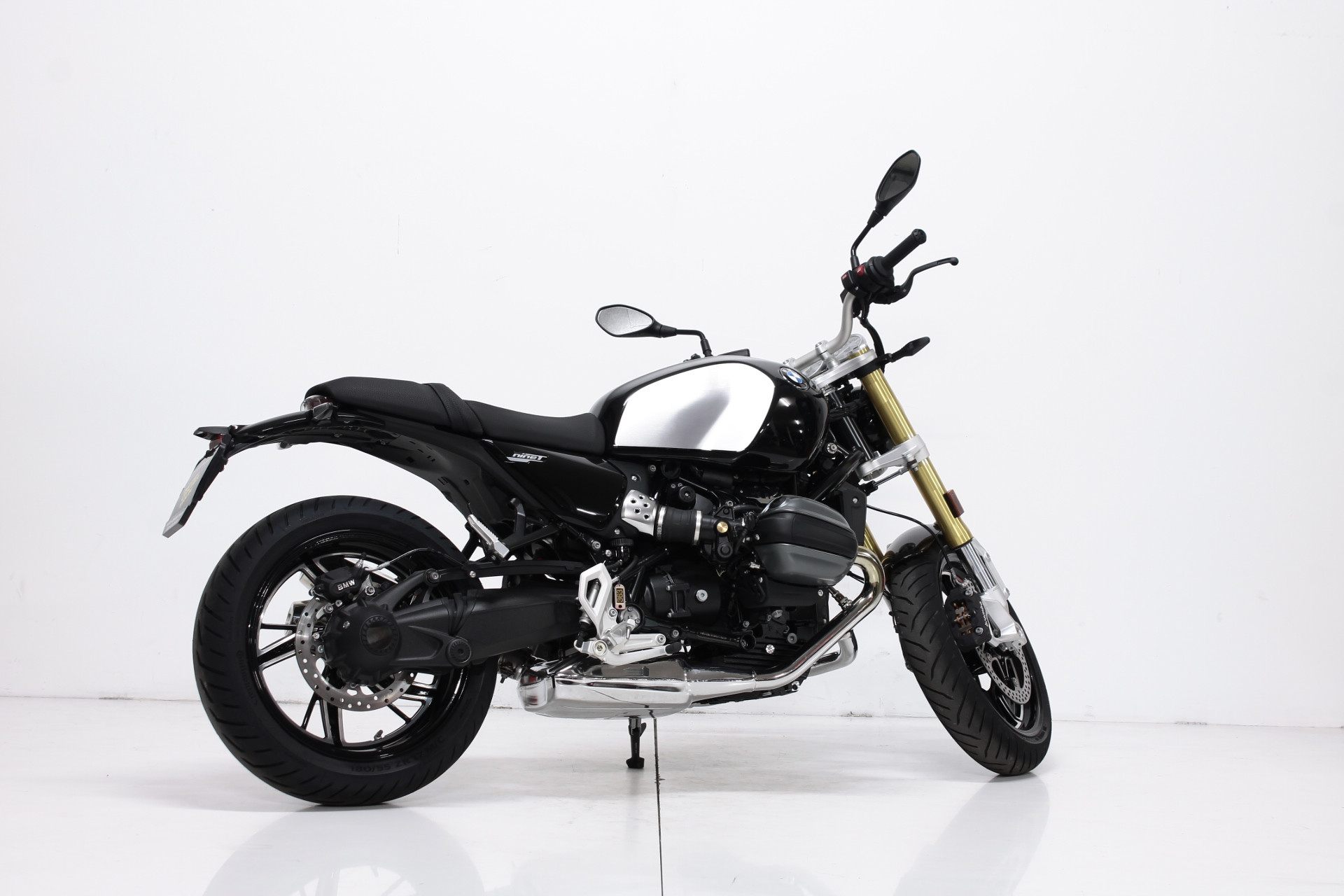 BMW R 12 nineT-image-2