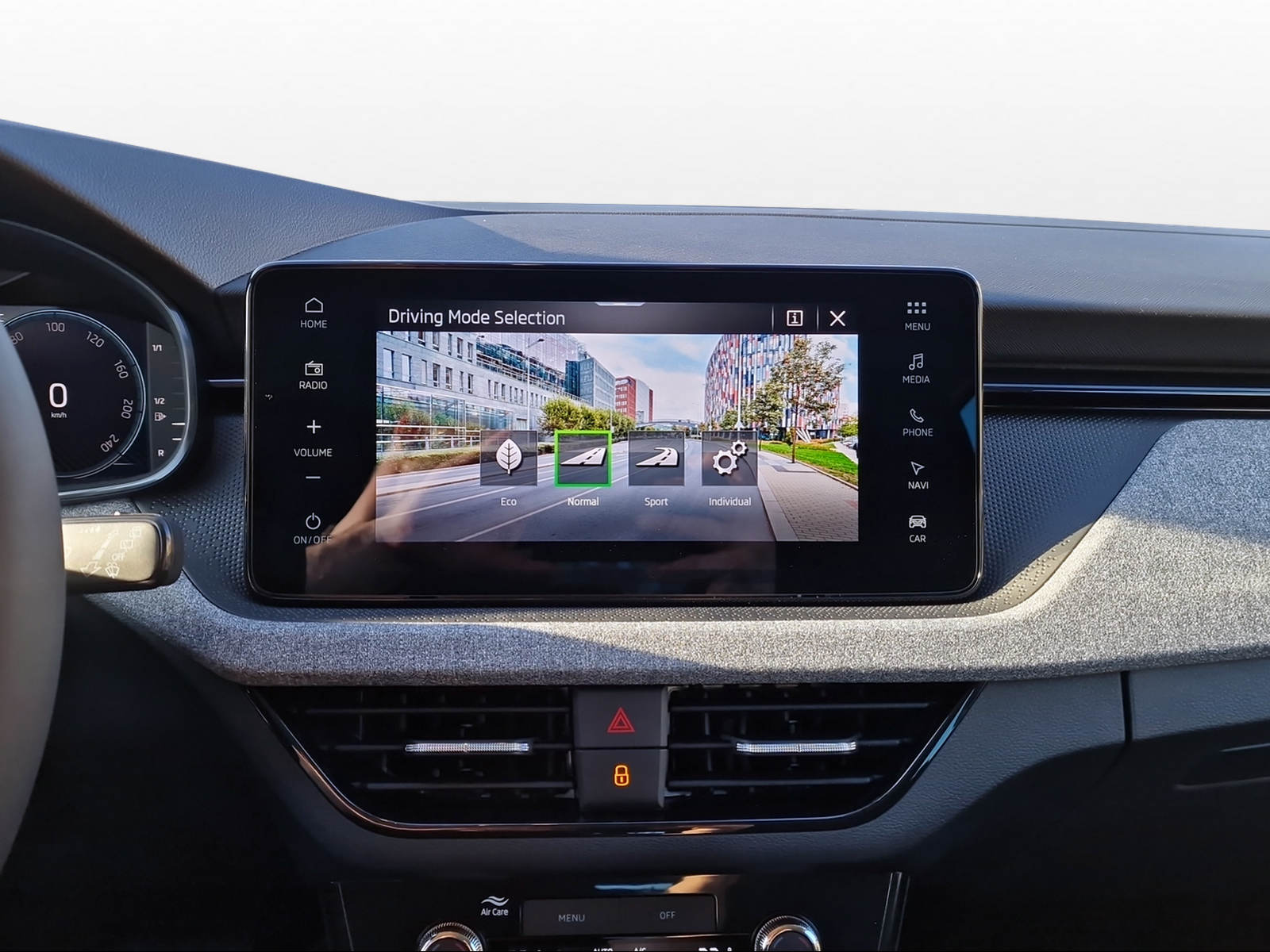 SKODA Scala 1.0 TSI Selection DSG-image-8