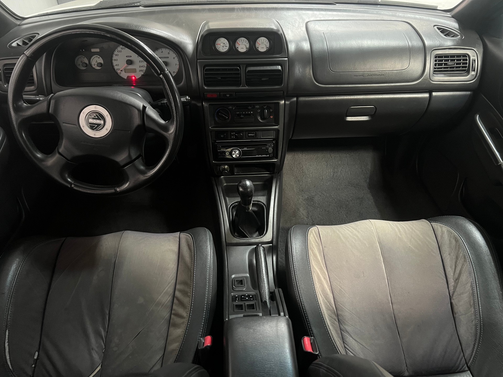 SUBARU Impreza 2.0 Turbo-image-6
