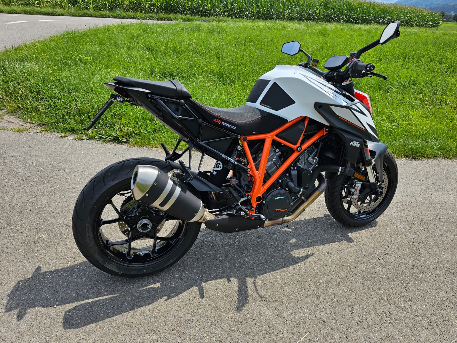 KTM 1290 Super Duke R-image-7