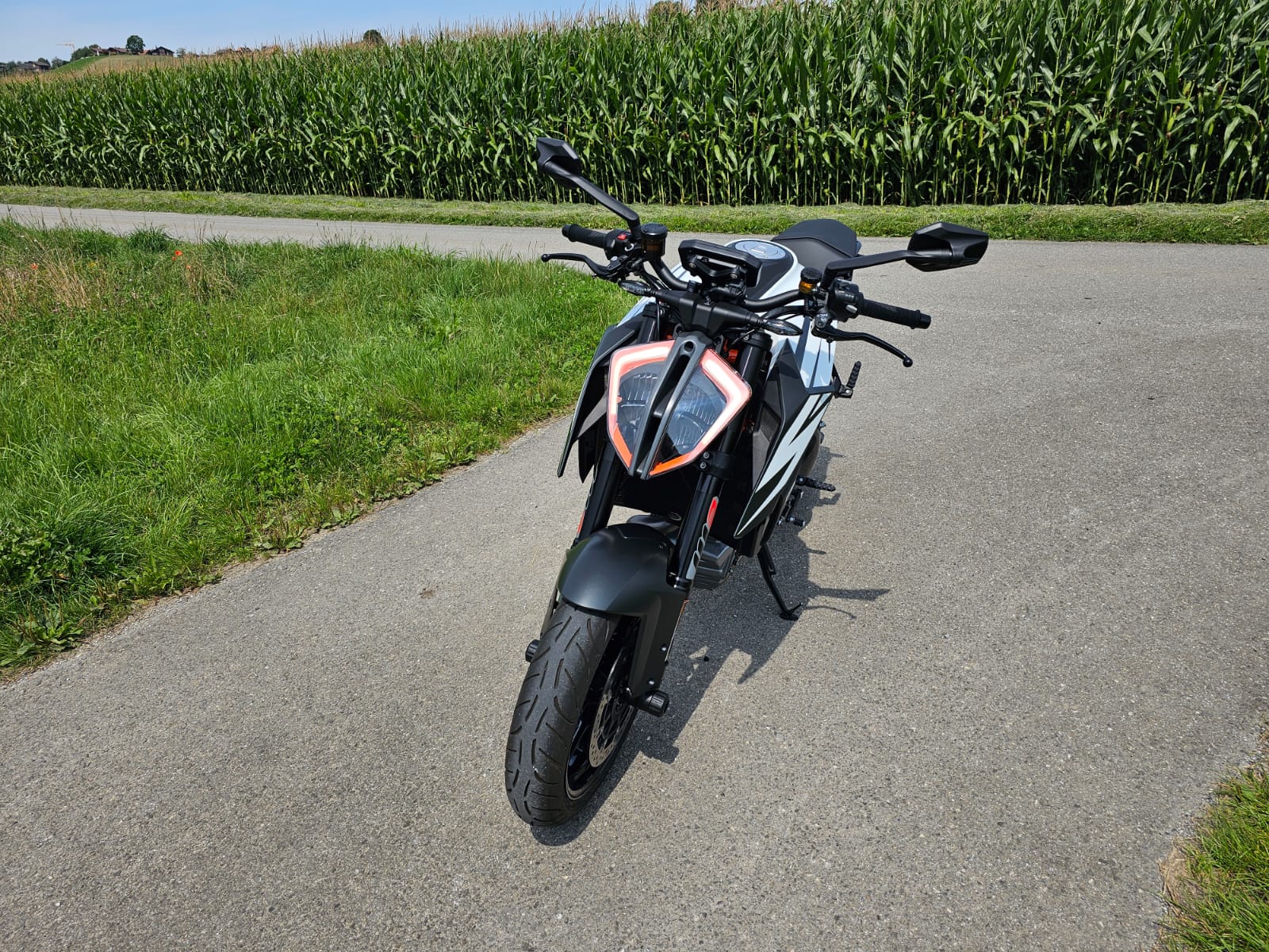 KTM 1290 Super Duke R-image-1