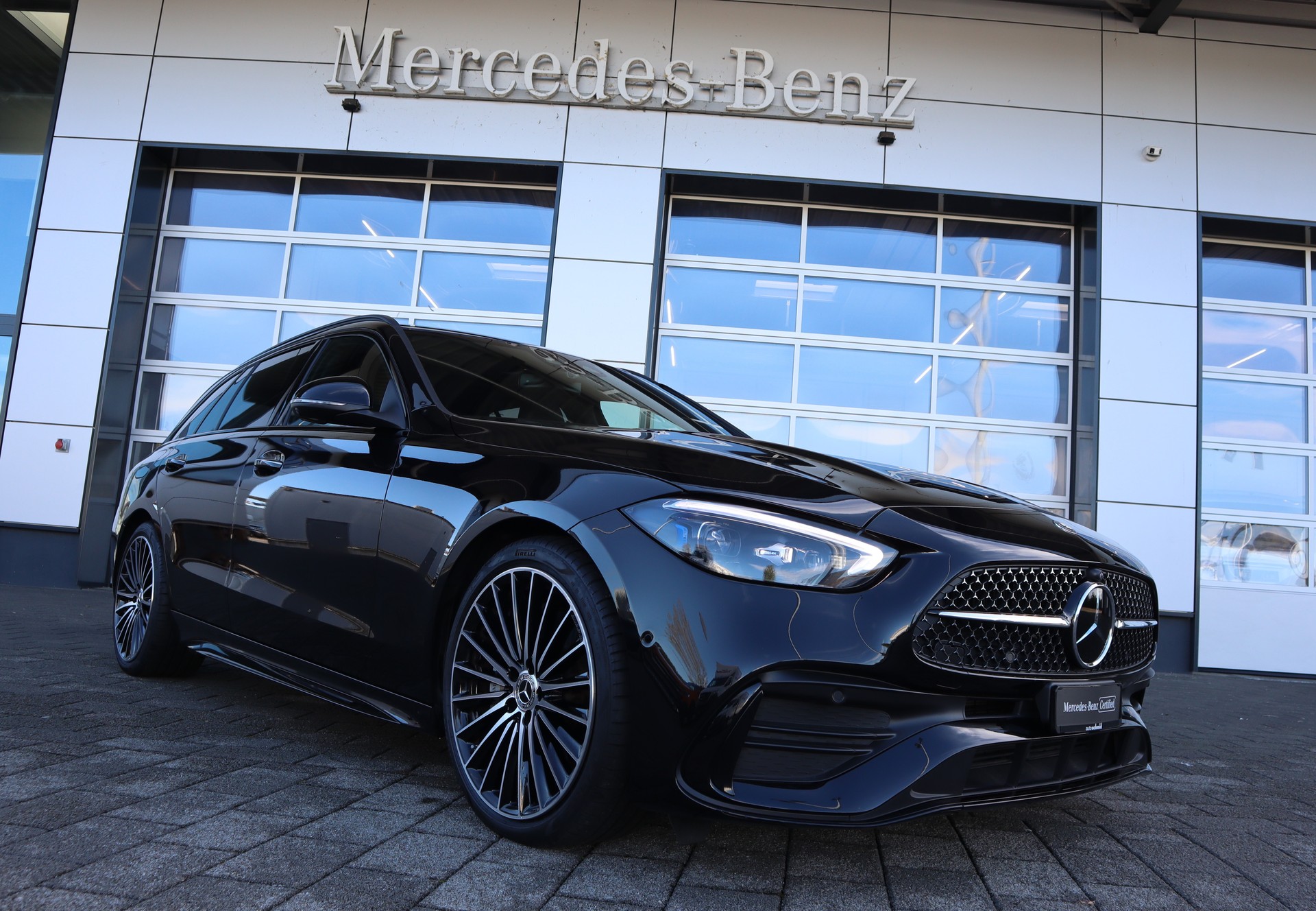 MERCEDES-BENZ C 220 d T 4Matic AMG Line