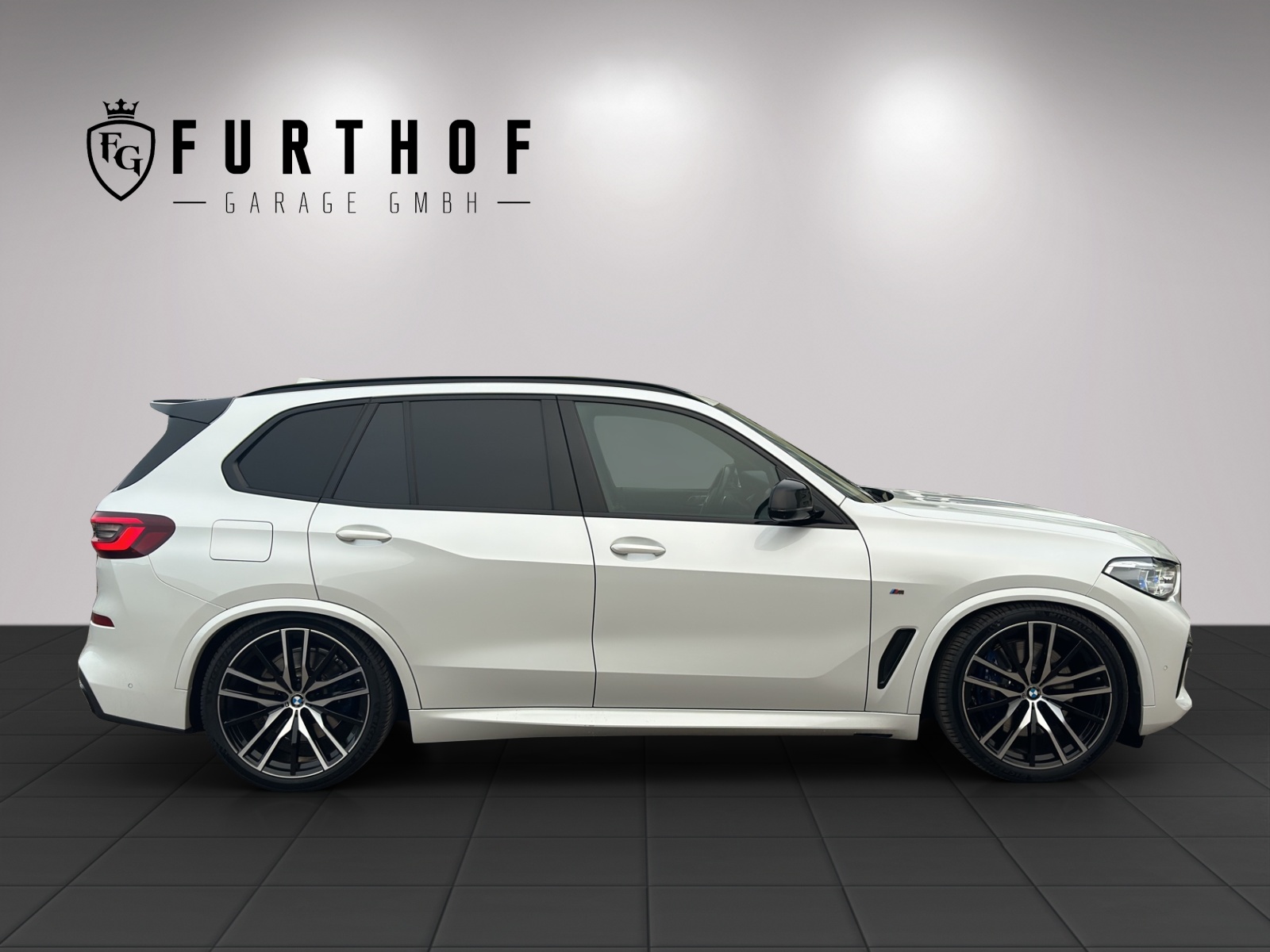 BMW X5 xDrive M50d Steptronic-showroom-element-3