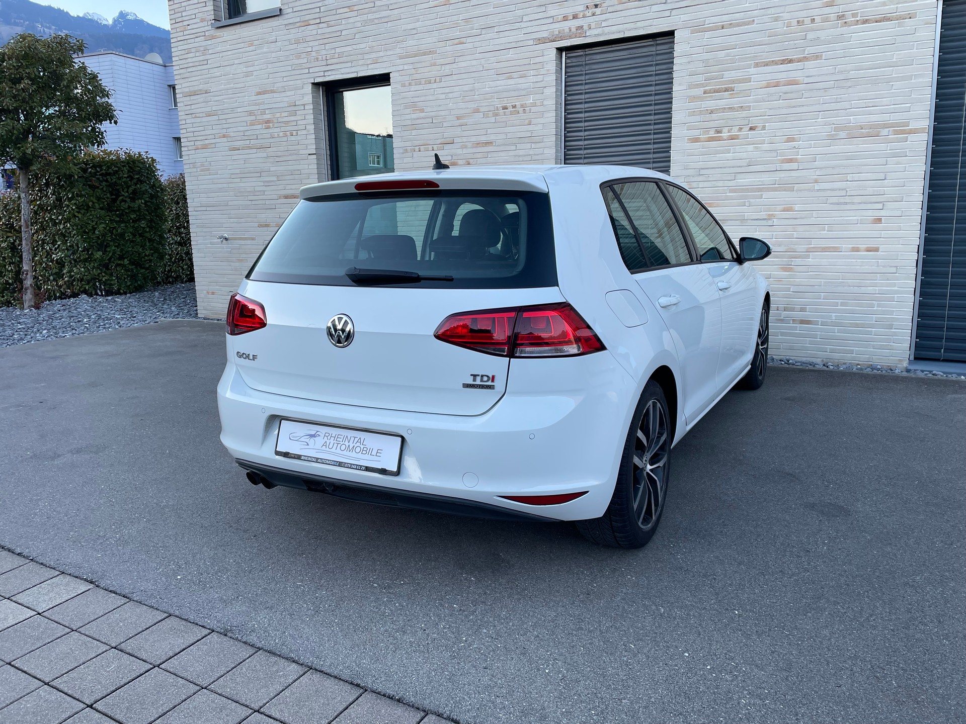 VW Golf VII 1.6 TDI 4Motion-image-7