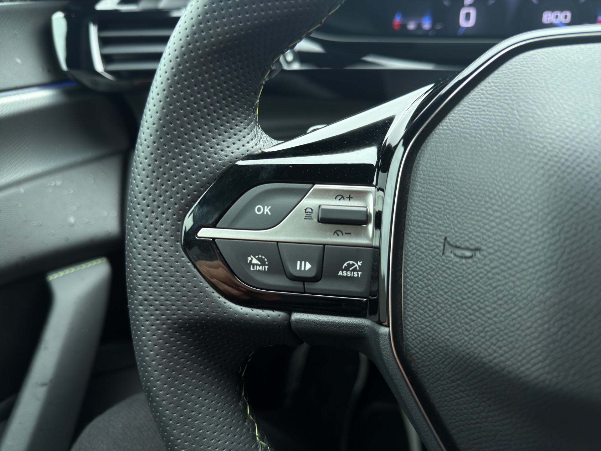 PEUGEOT 308 1.2 PureTech GT-image-21