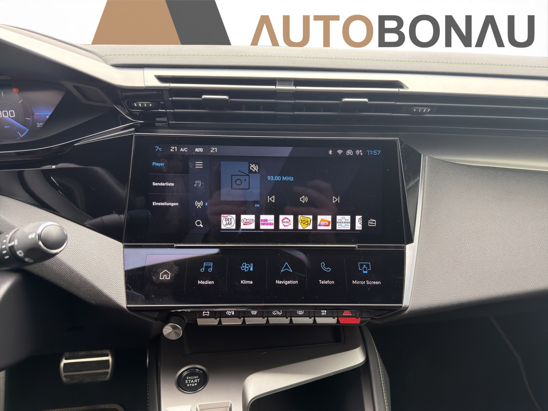 PEUGEOT 308 1.2 PureTech GT-image-16
