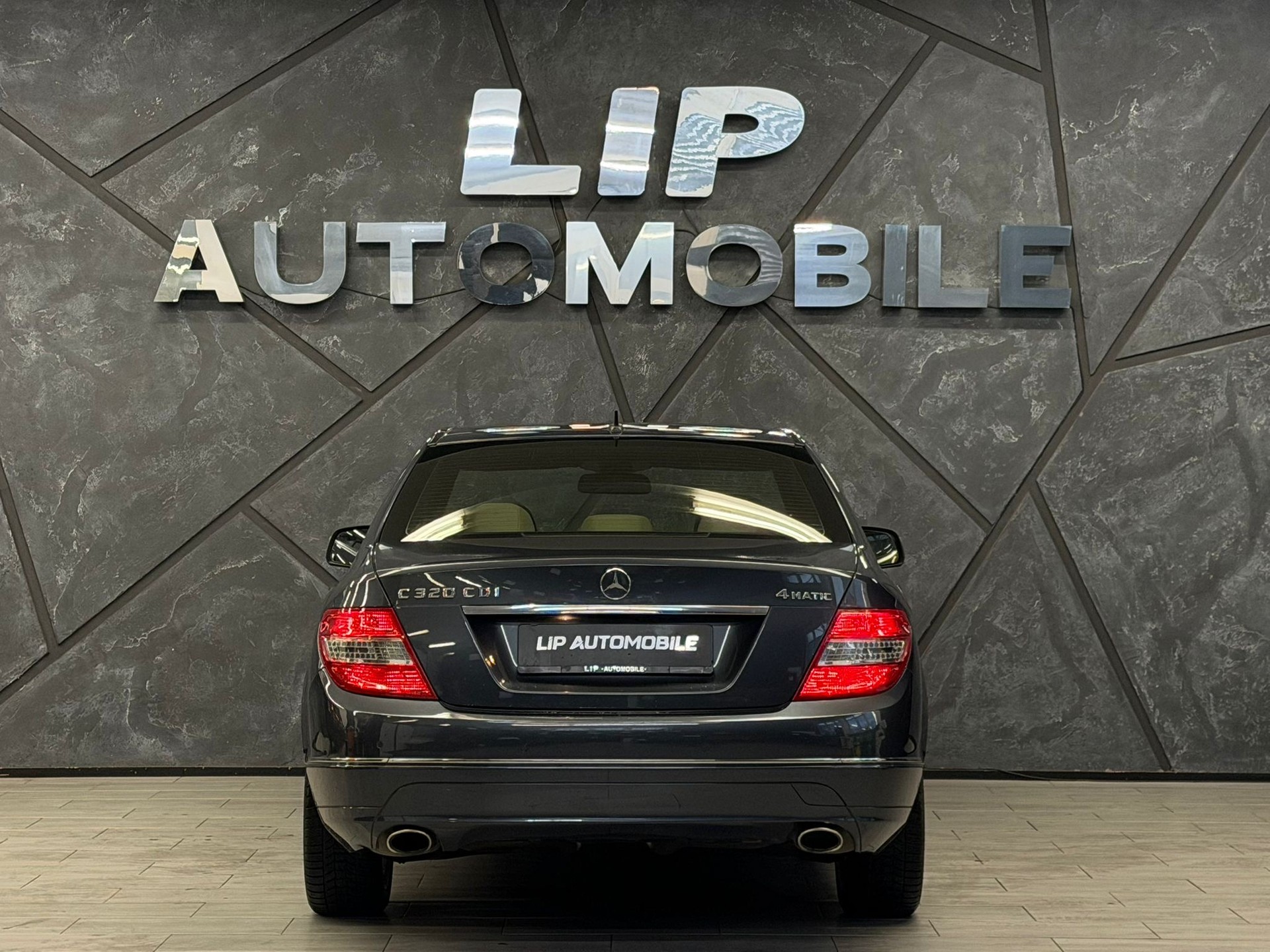MERCEDES-BENZ C 350 CDI (320 CDI) Avantgarde 4Matic 7G-Tronic-image-6