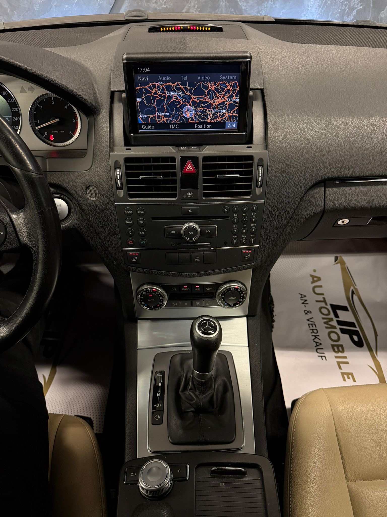 MERCEDES-BENZ C 350 CDI (320 CDI) Avantgarde 4Matic 7G-Tronic-image-11