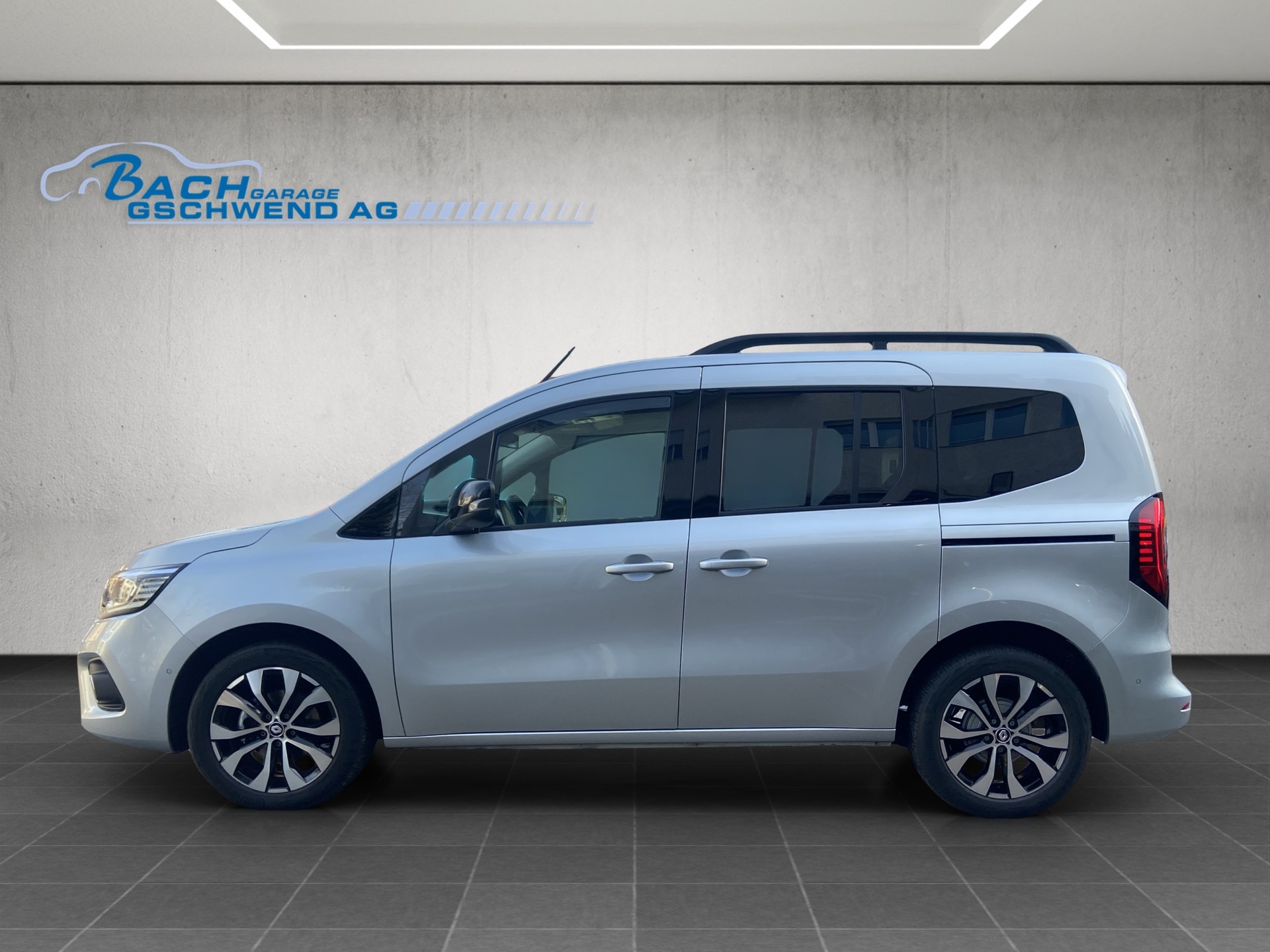 RENAULT Kangoo 1.3 TCe 130 PF Techno EDC-image-5