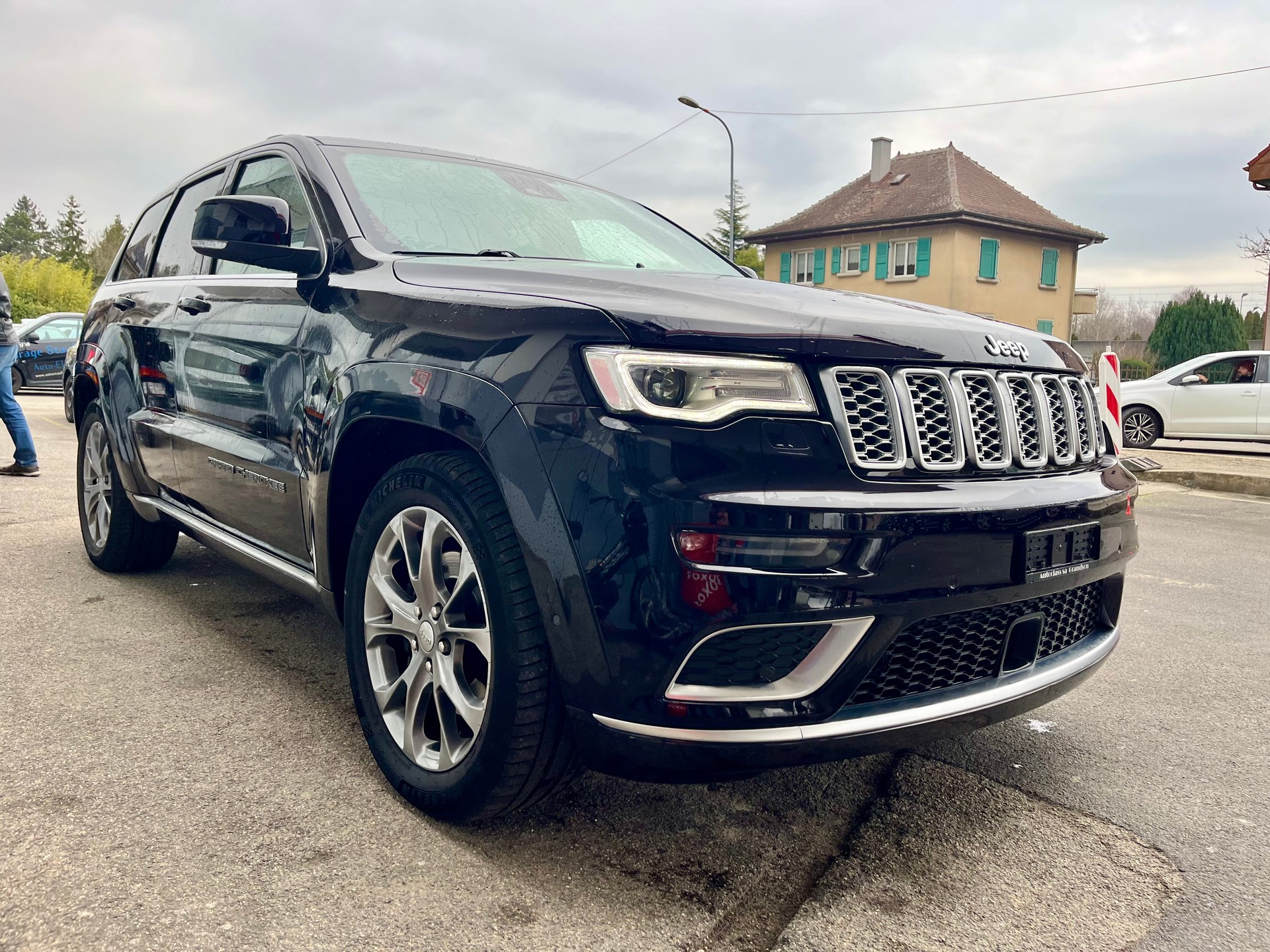 JEEP Grand Cherokee 3.0 CRD Summit Automatic-showroom-element-3