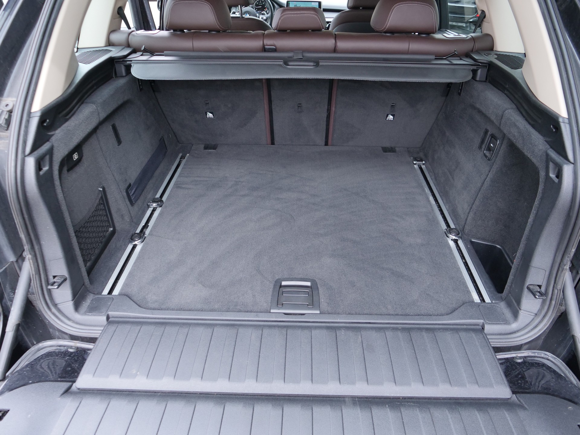 BMW X5 xDrive 40d Steptronic-image-22