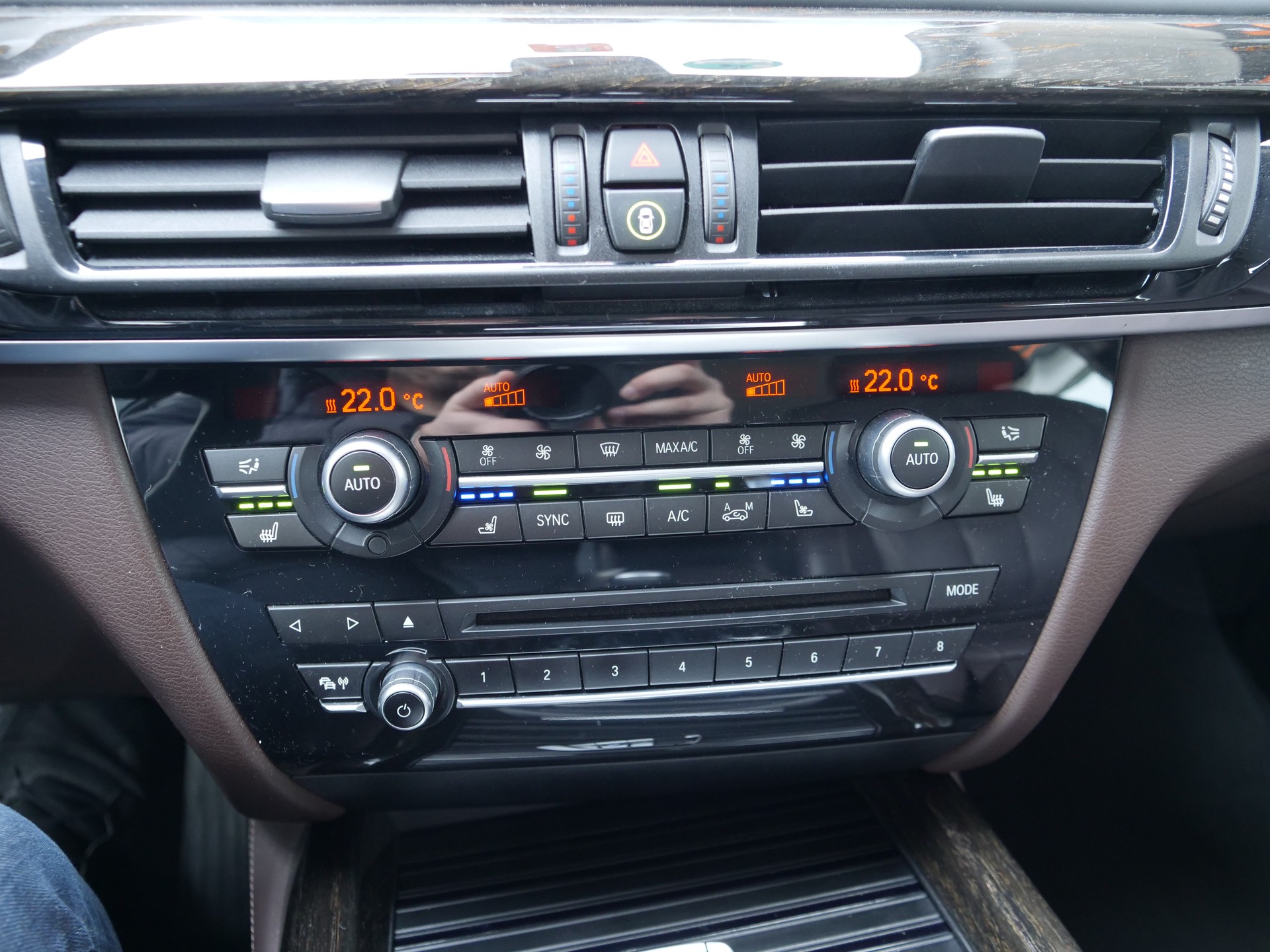 BMW X5 xDrive 40d Steptronic-image-16