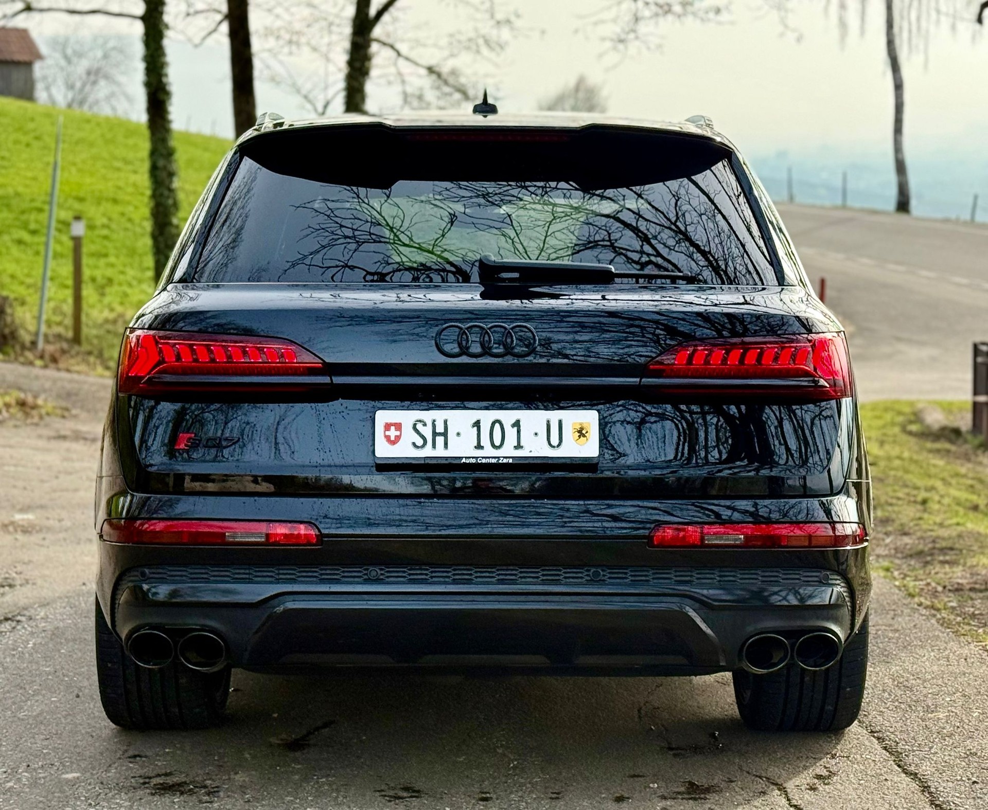 AUDI SQ7 TFSI quattro tiptronic-image-17