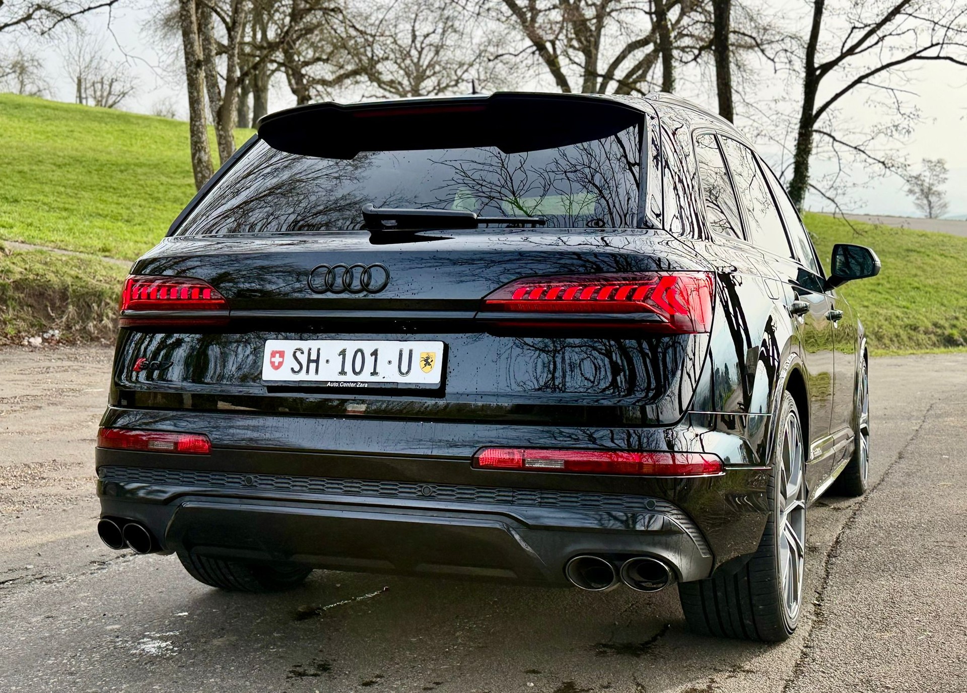 AUDI SQ7 TFSI quattro tiptronic-image-16
