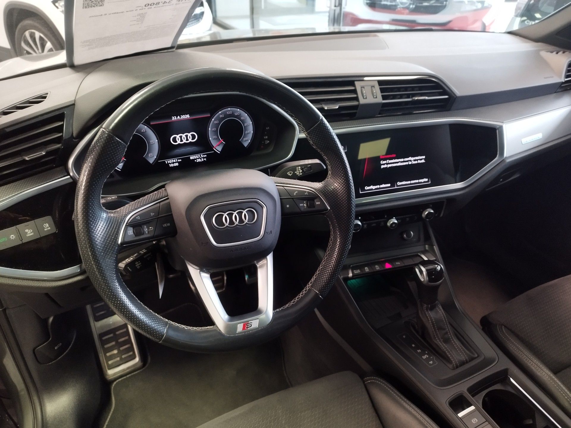 AUDI Q3 Sportback 40 TDI S line quattro S-tronic-image-4