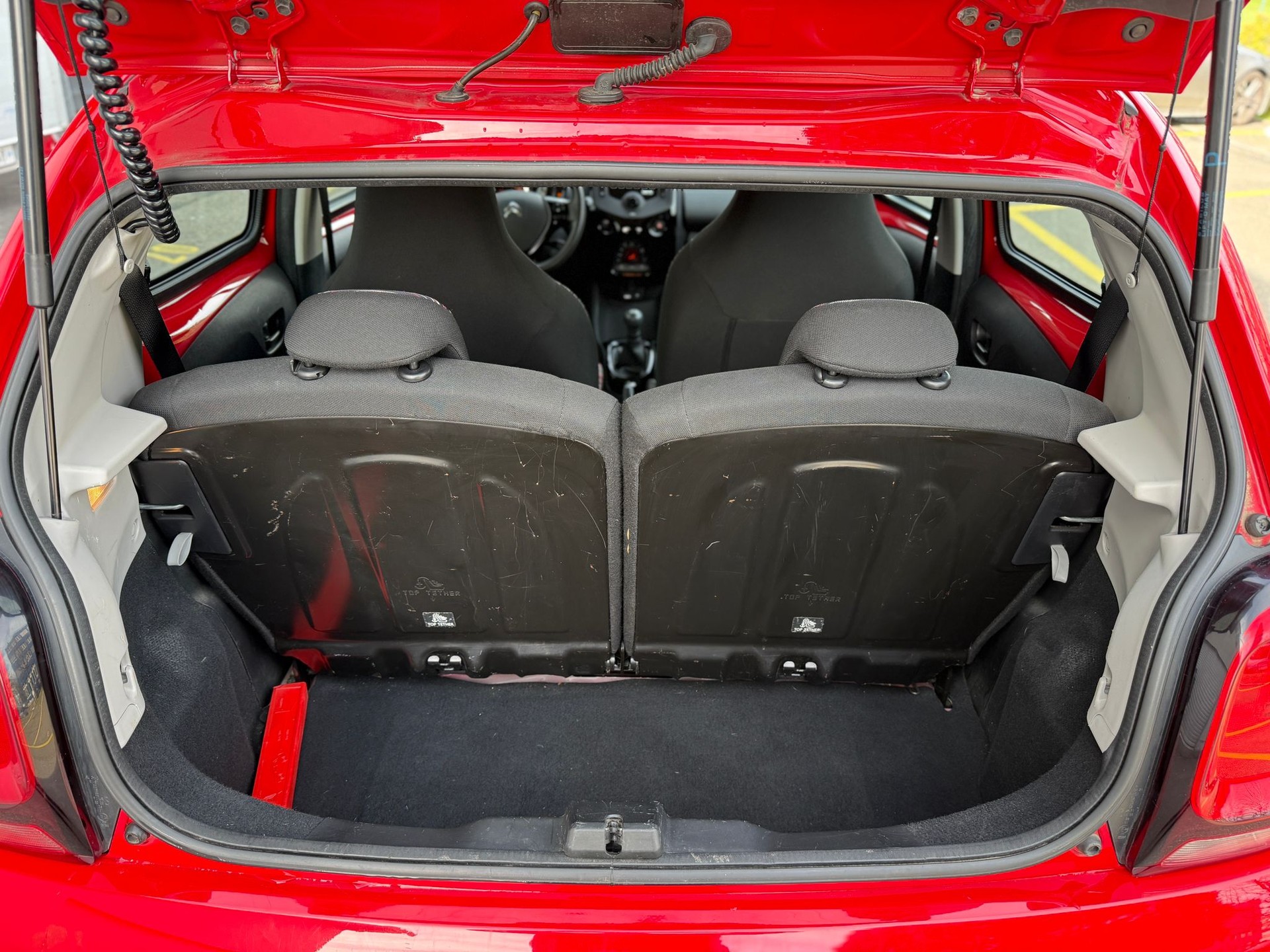 CITROEN C1 1.0 VTi Shine S/S-image-18