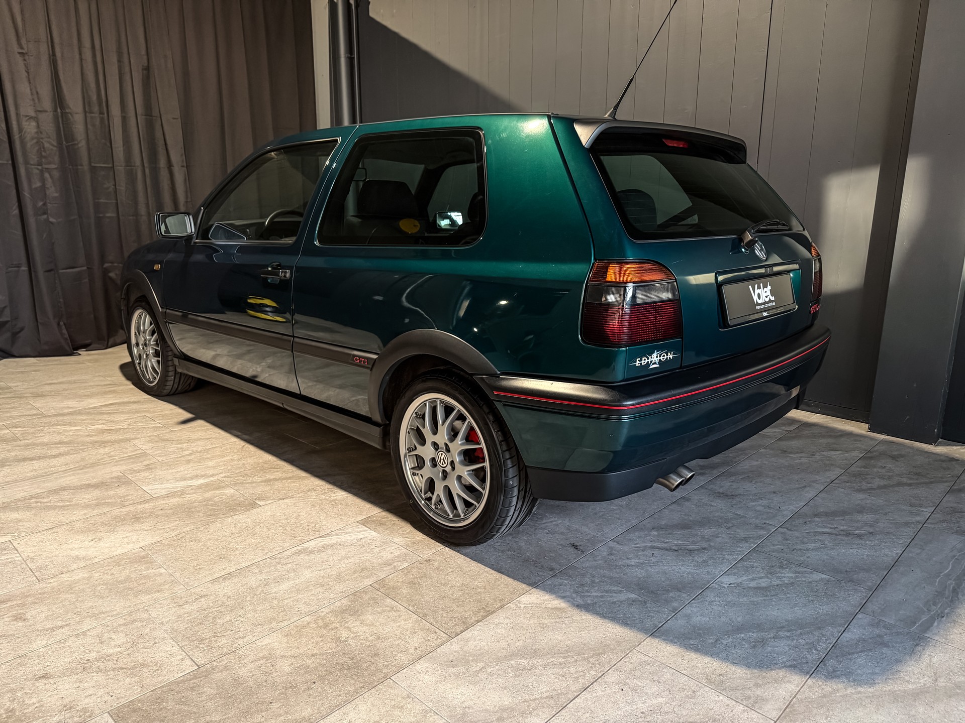 VW Golf 2000 GTI 16V Edition-image-5