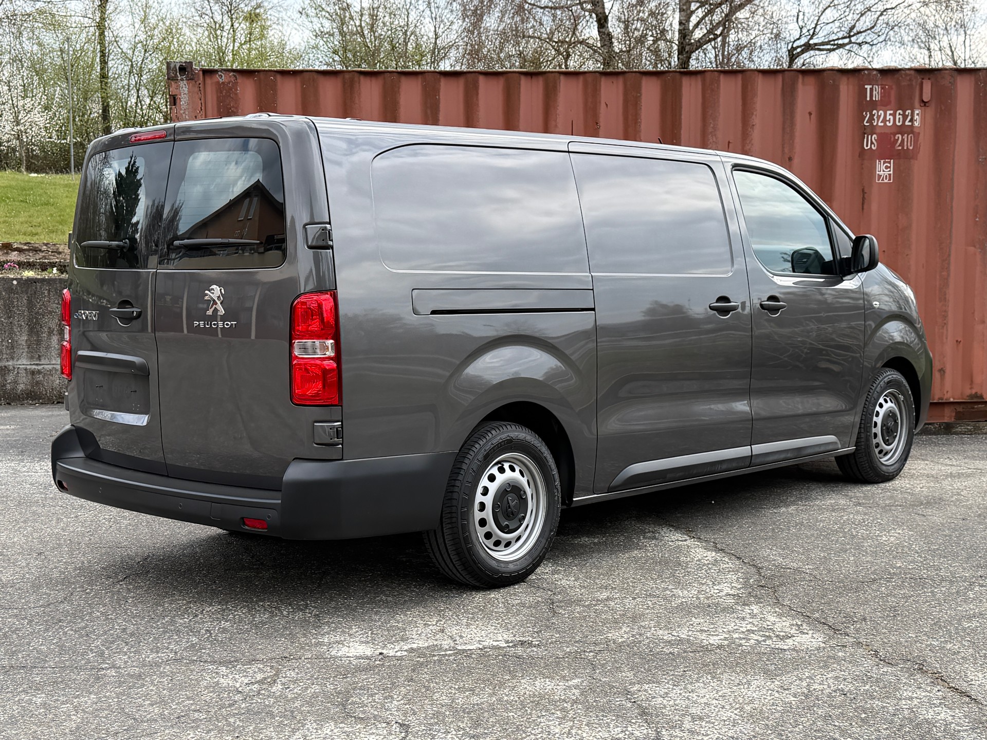 PEUGEOT e-Expert Kaw. Standard 75 kWh L3-showroom-element-1
