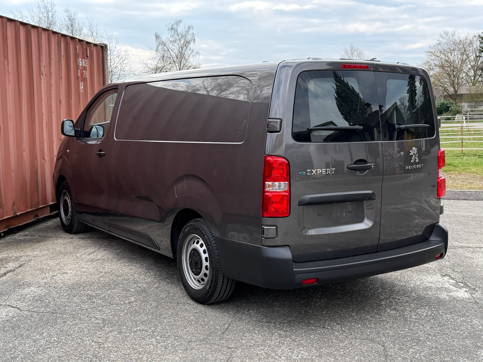 PEUGEOT e-Expert Kaw. Standard 75 kWh L3-showroom-element-3