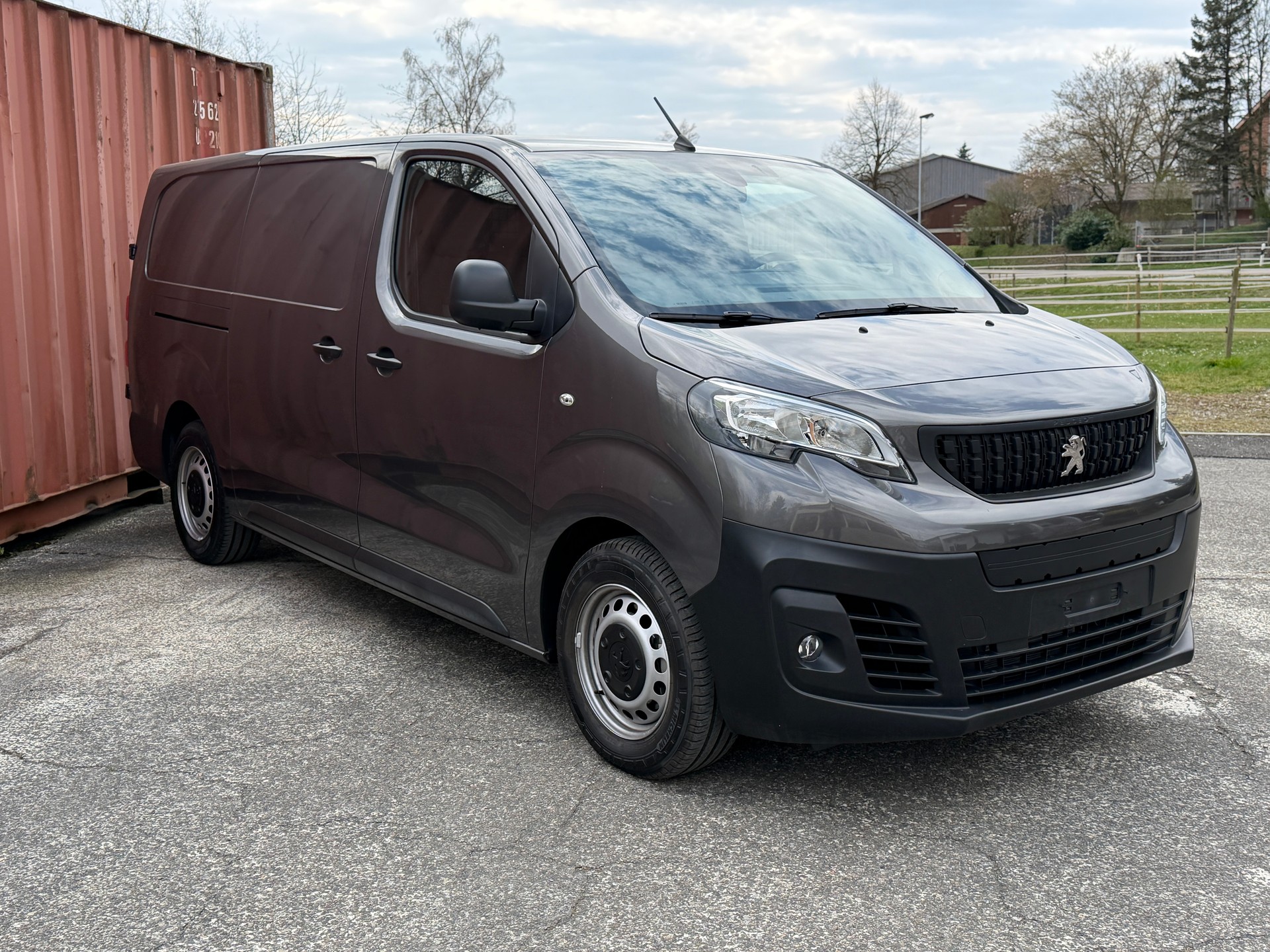 PEUGEOT e-Expert Kaw. Standard 75 kWh L3-showroom-element-2