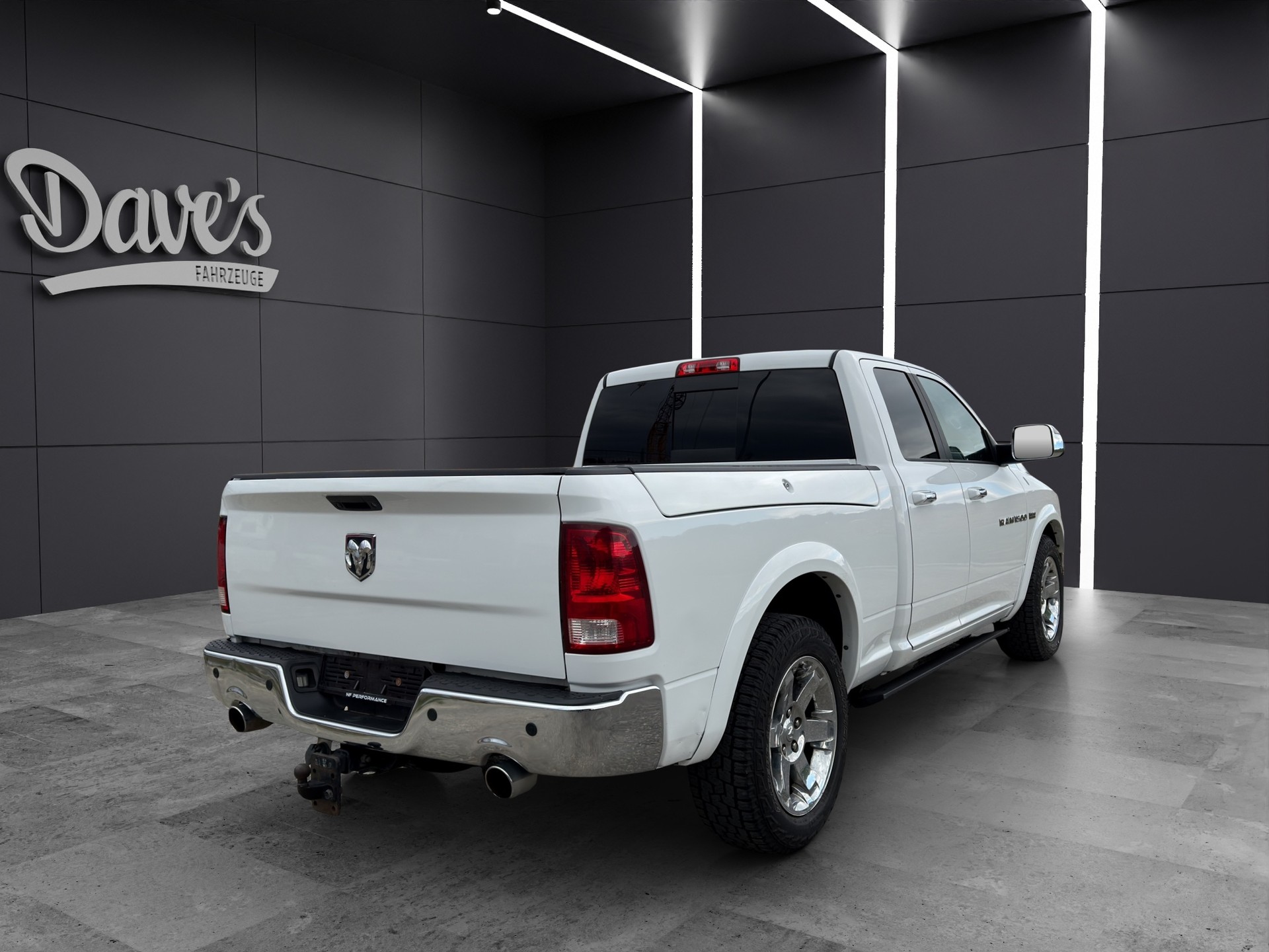 DODGE 1500 HEMI V8 Laramie 5.7-image-4