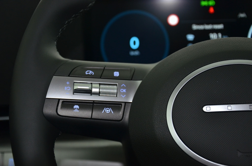 HYUNDAI Kona EV 65.4 kWh Premium *360°*-image-20
