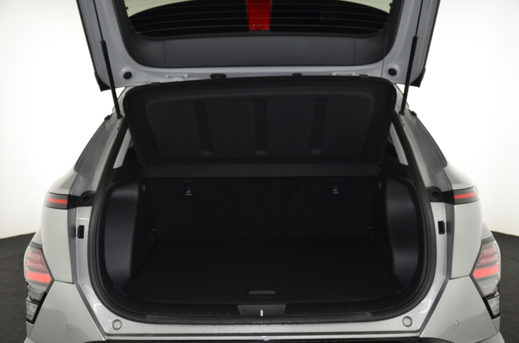 HYUNDAI Kona EV 65.4 kWh Premium *360°*-image-24