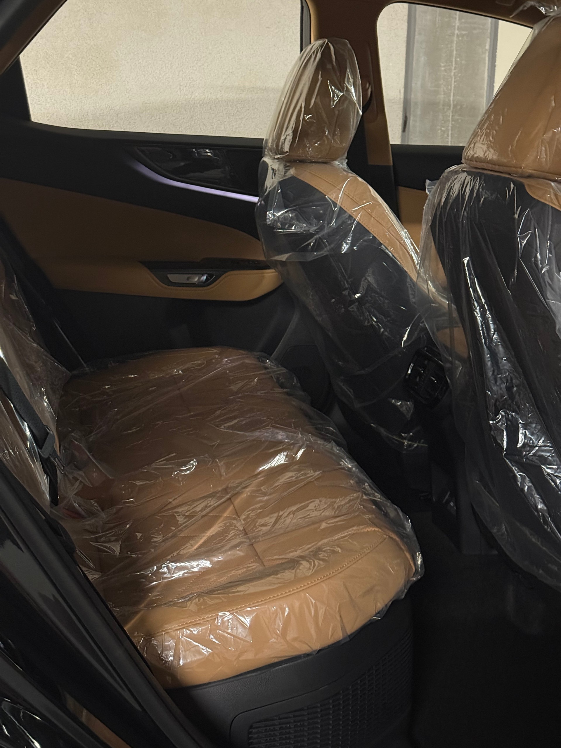 LEXUS NX 450h+ E-FOUR Comfort-image-9