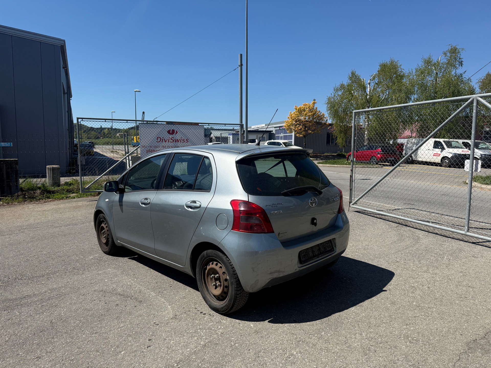 TOYOTA Yaris 1.3 Chic Multimode-image-10
