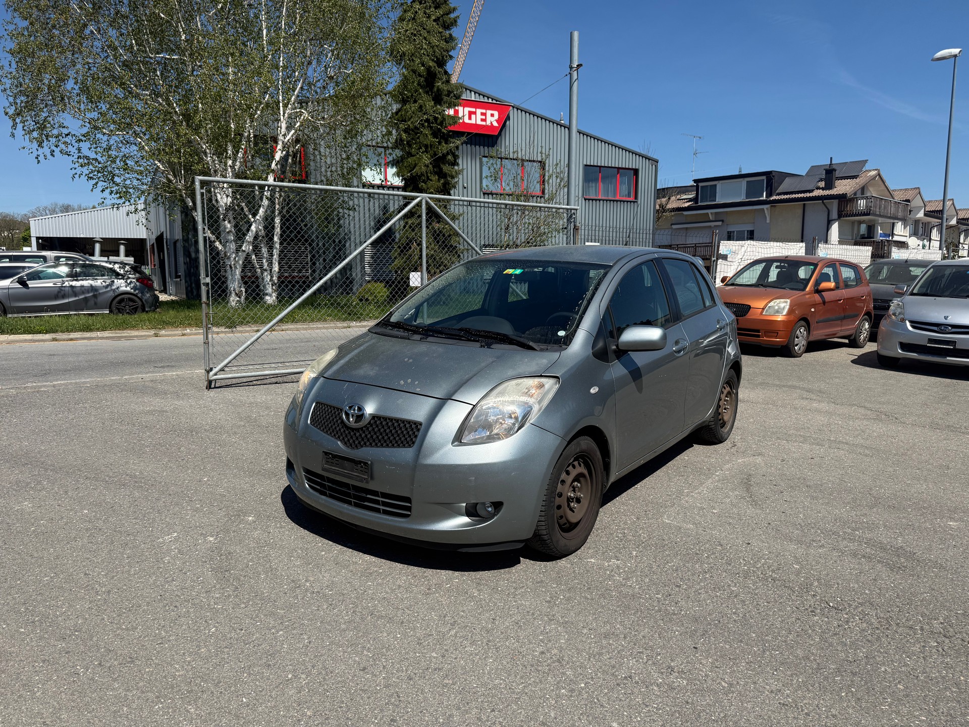TOYOTA Yaris 1.3 Chic Multimode
