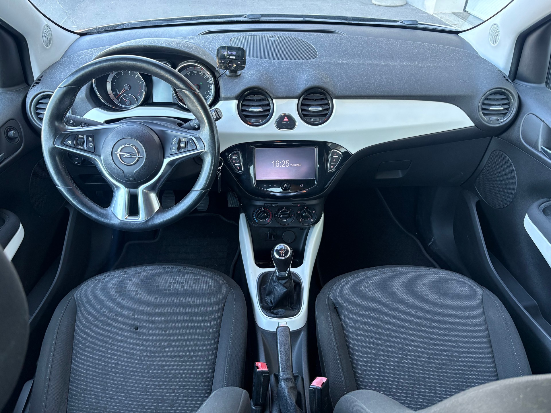 OPEL Adam 1.4 ecoFLEX White Link-image-9