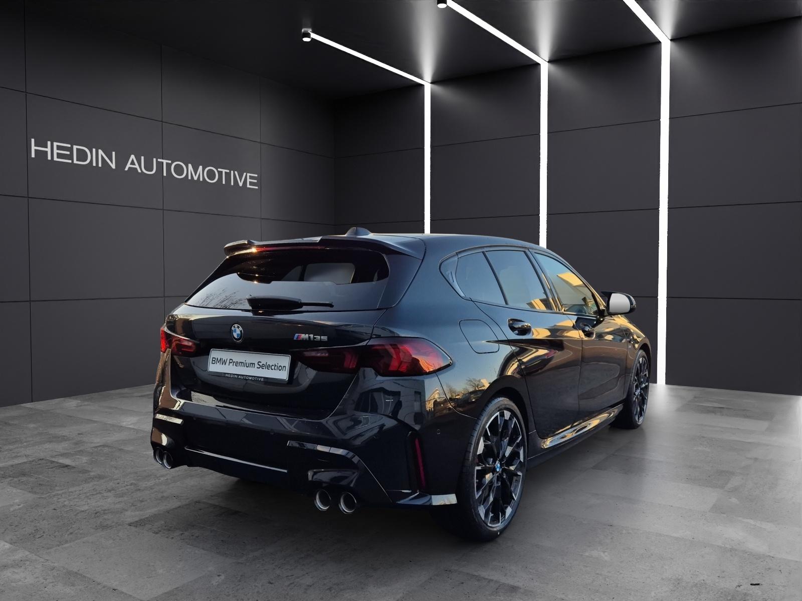 BMW M135i xDrive-image-8
