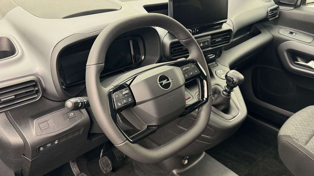 OPEL Combo XL 1.5 GS-image-6