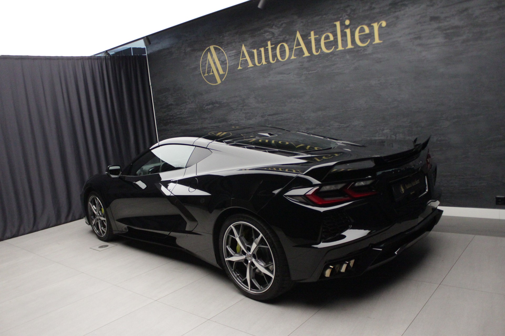 CHEVROLET Corvette Coupé Stingray Swiss Edition-image-10