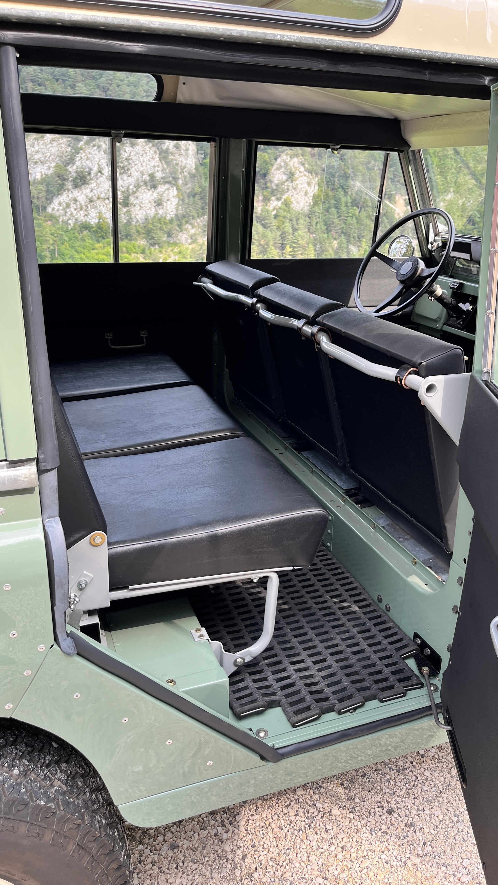 LAND ROVER Serie IIa 2.6 lt. Station Wagon-image-8