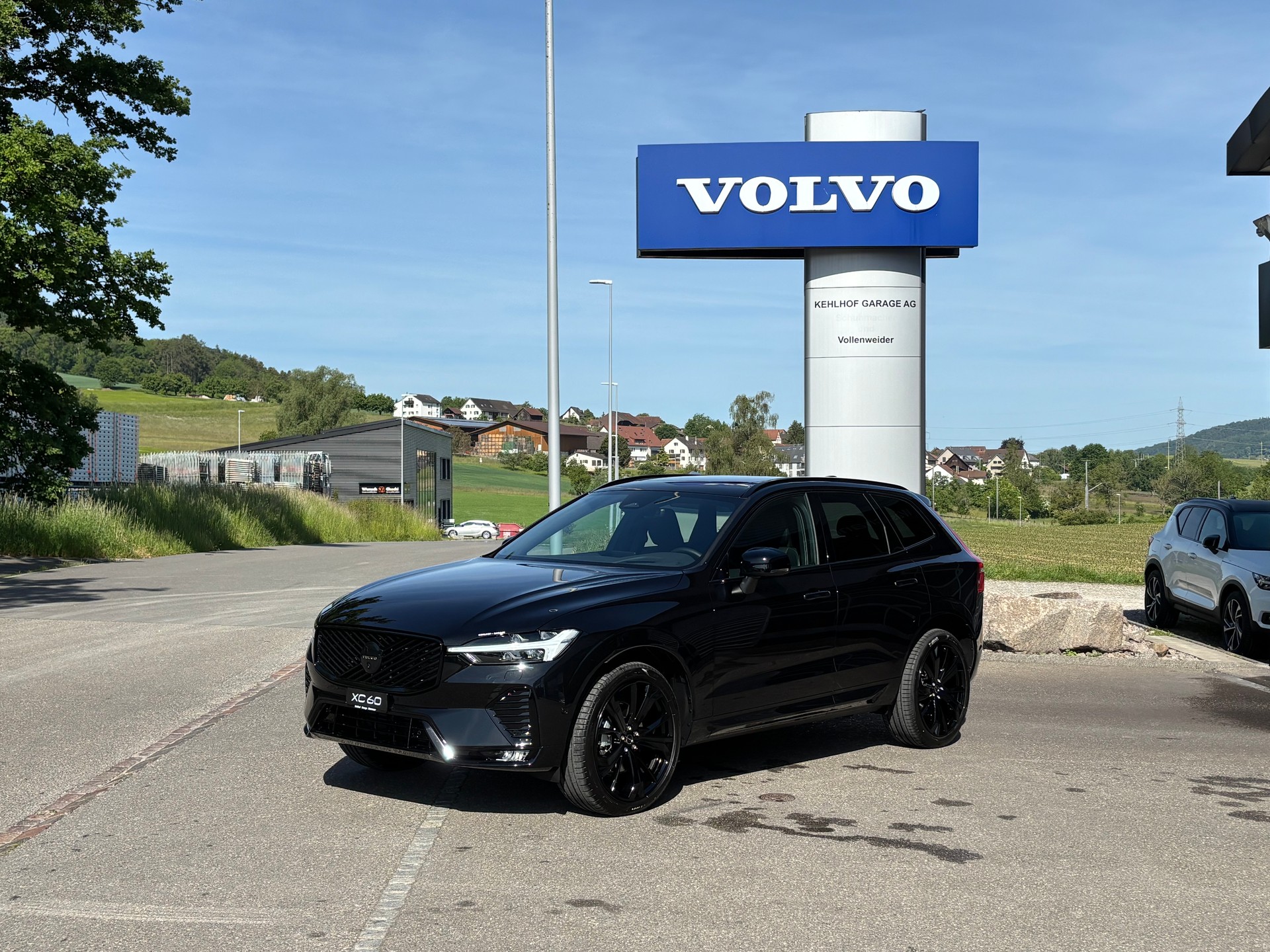 VOLVO XC60 2.0 B5 MH Black Edition AWD
