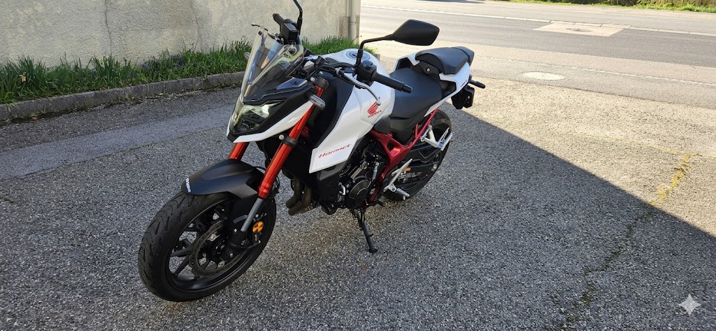 HONDA CB 750 Hornet-image-1